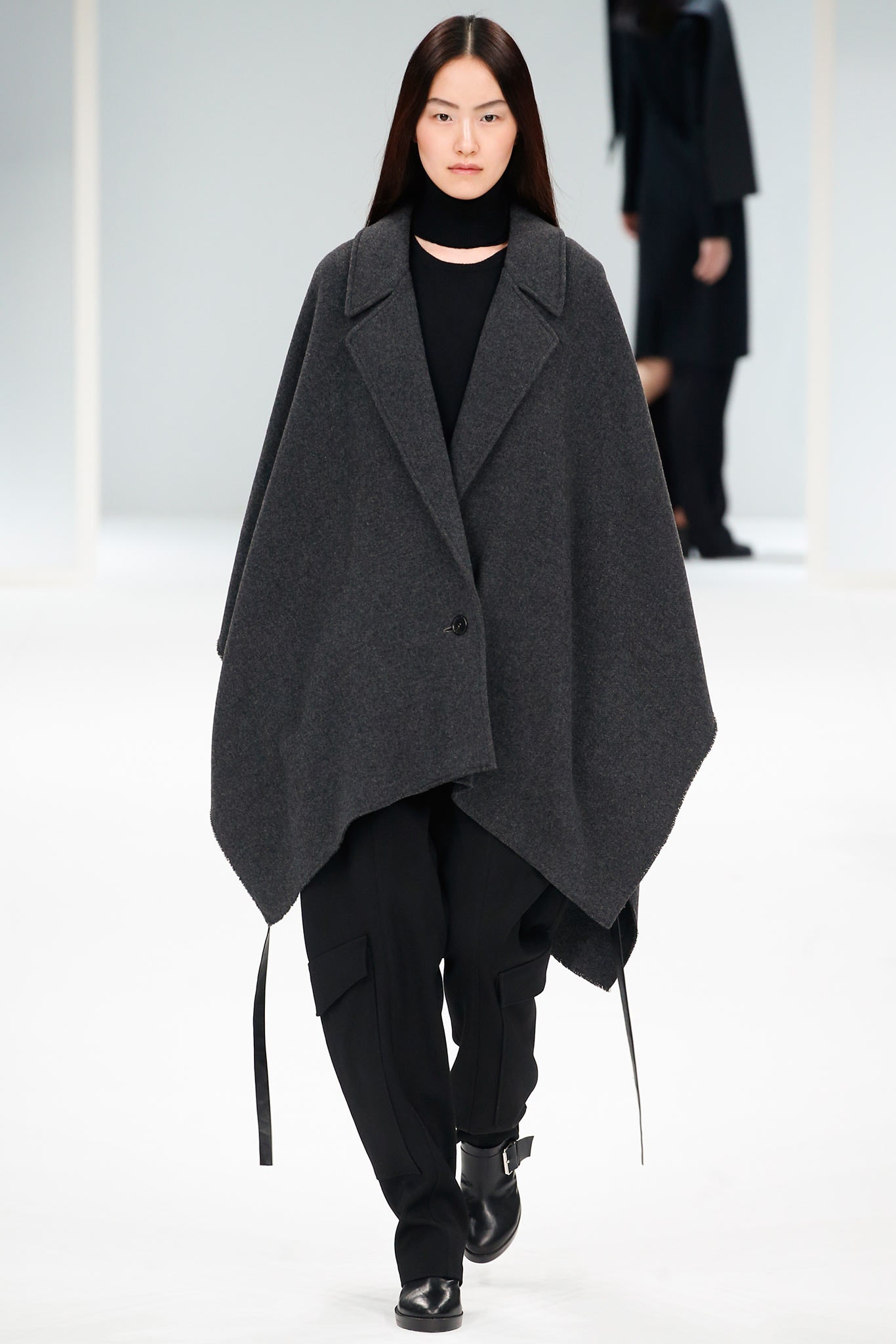 Chalayan F/W 15 Look 141