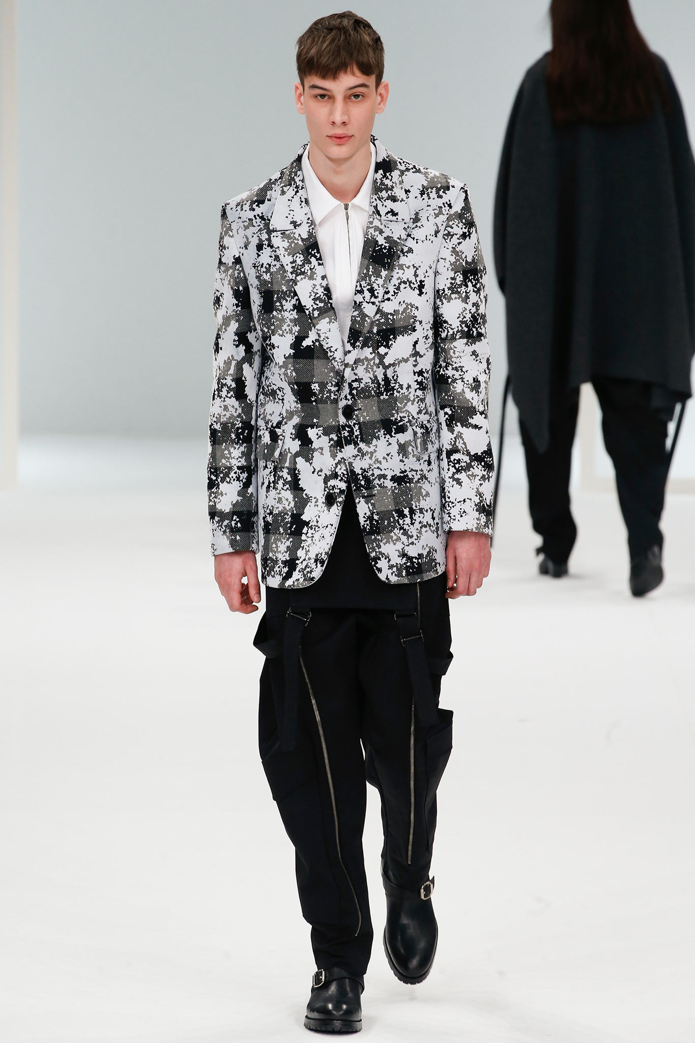 Chalayan F/W 15 Look 162