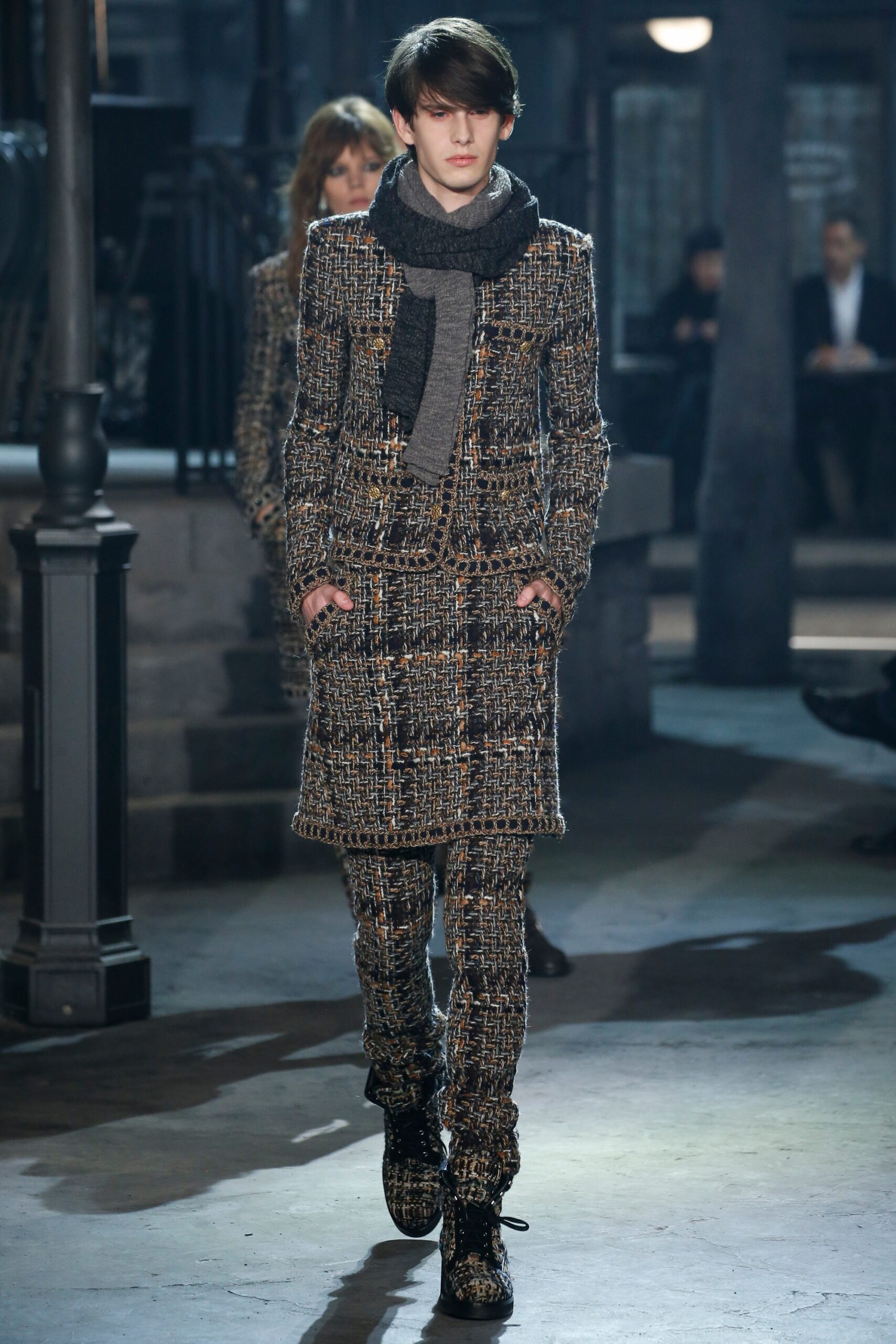 Chanel F/W 16 Look 356