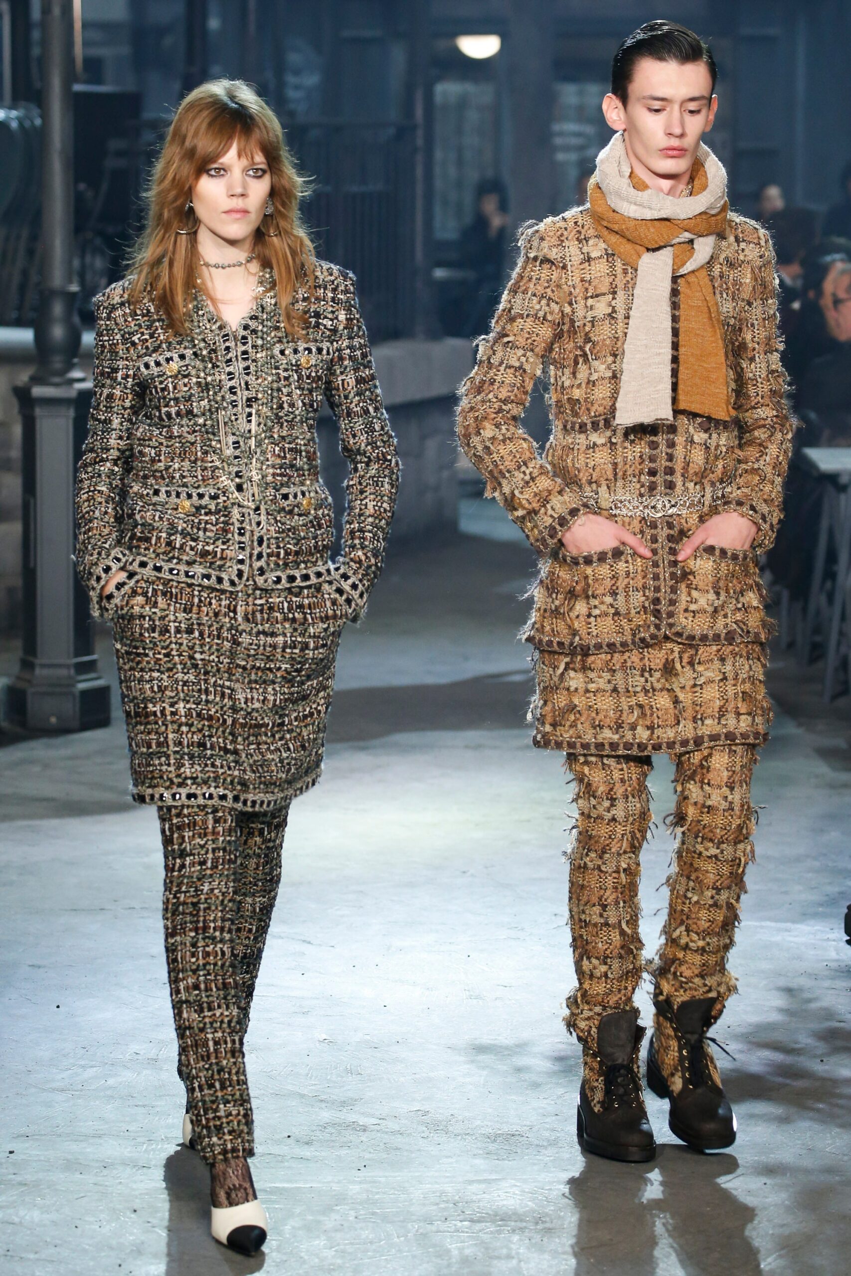 Chanel F/W 16 Look 372