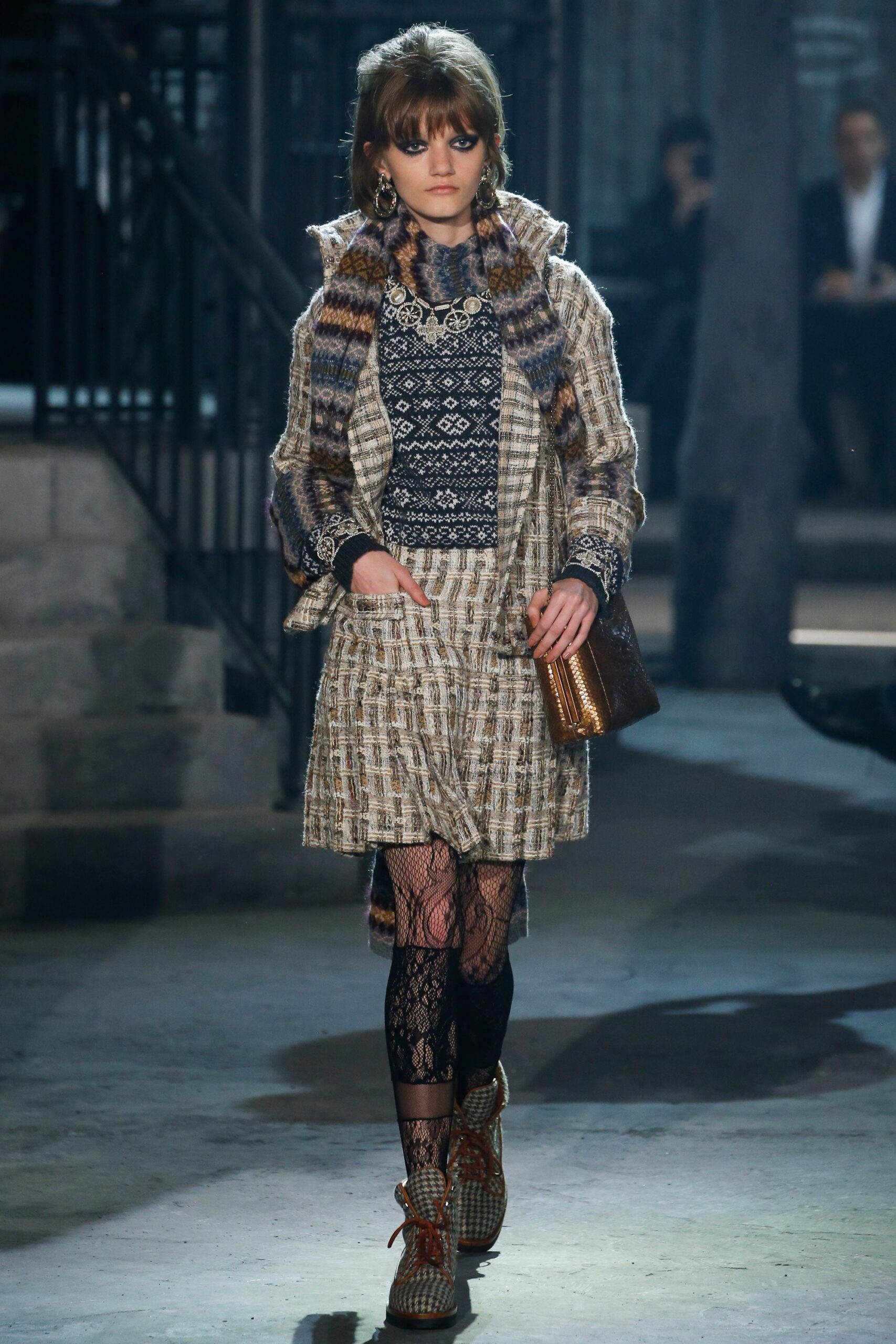 Chanel F/W 16 Look 509