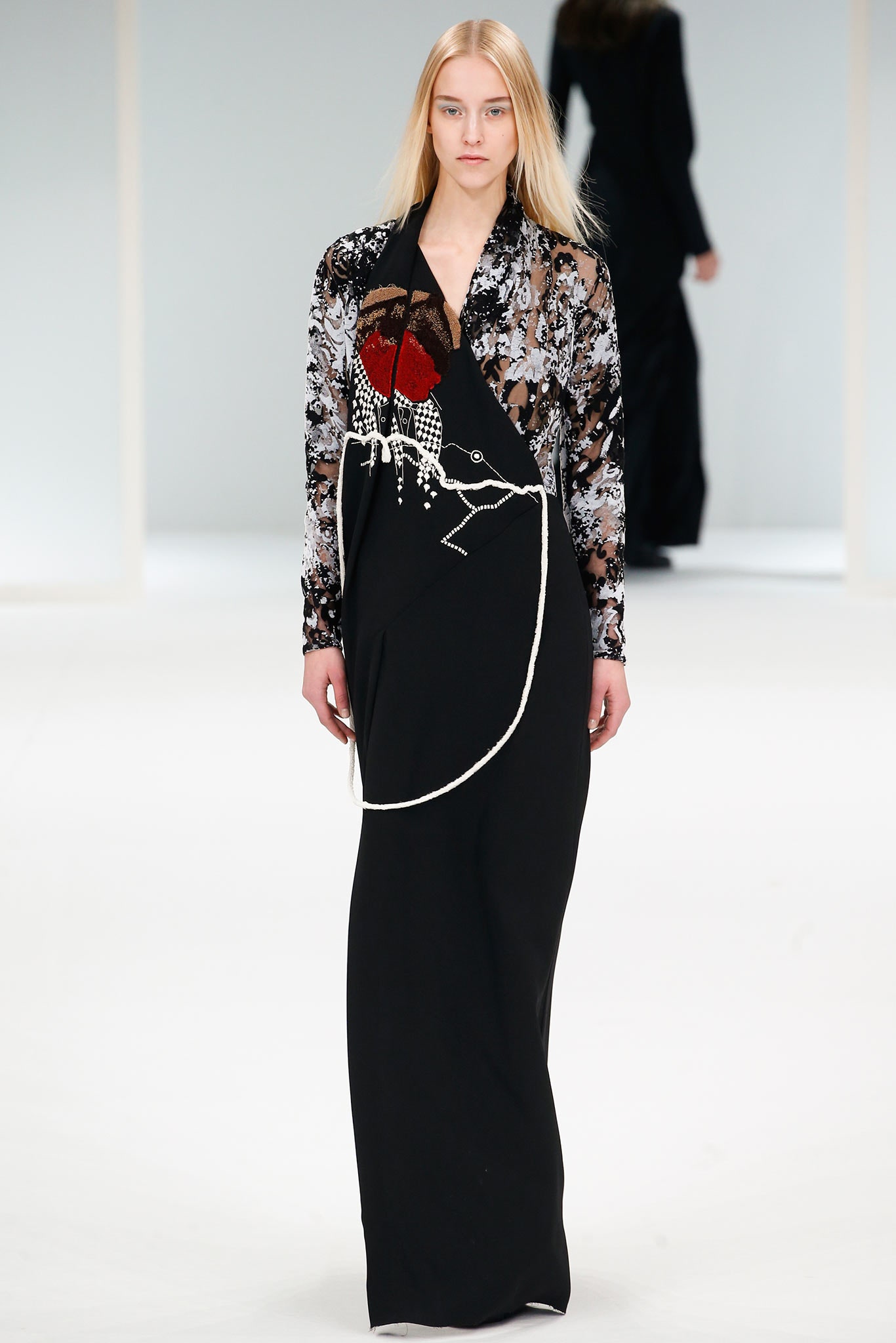 Chalayan F/W 15 Look 332