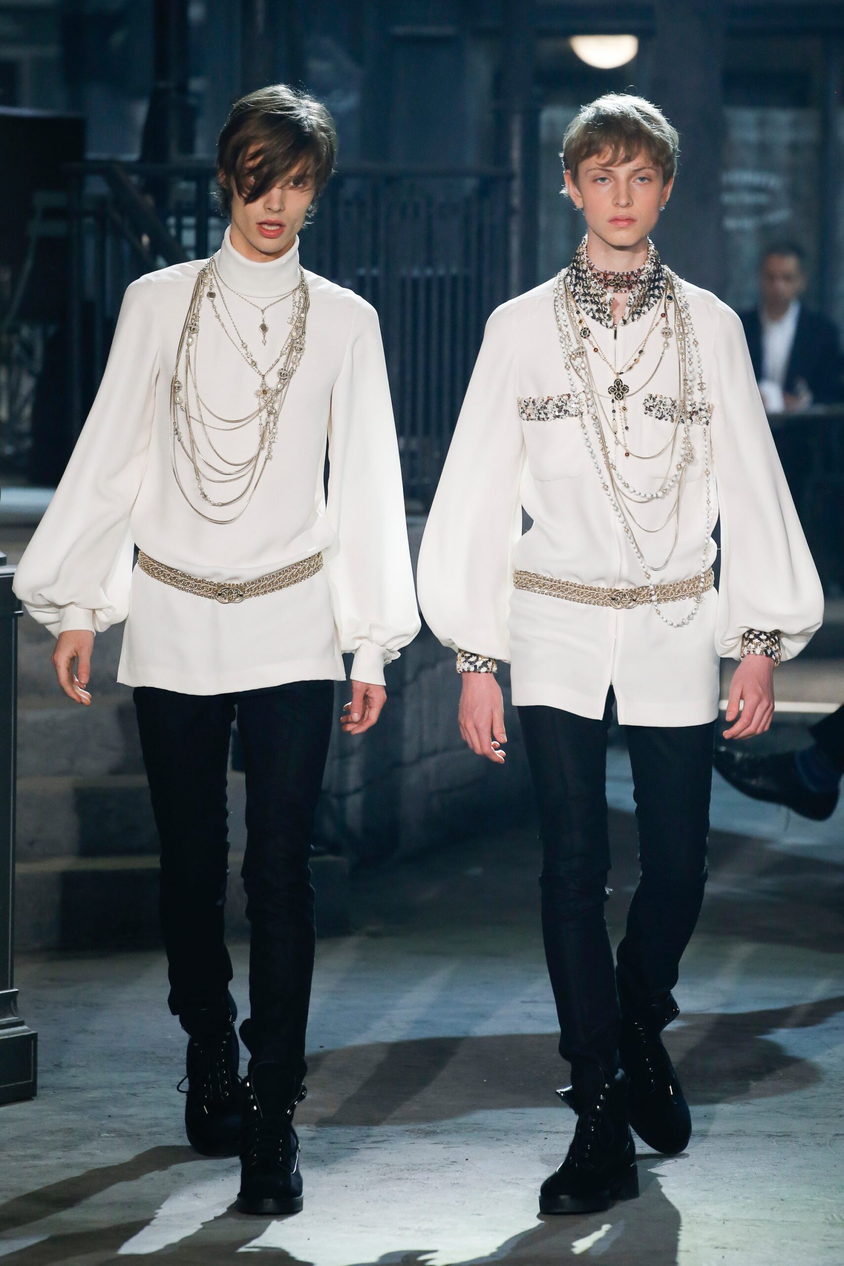 Chanel F/W 16 Look 777