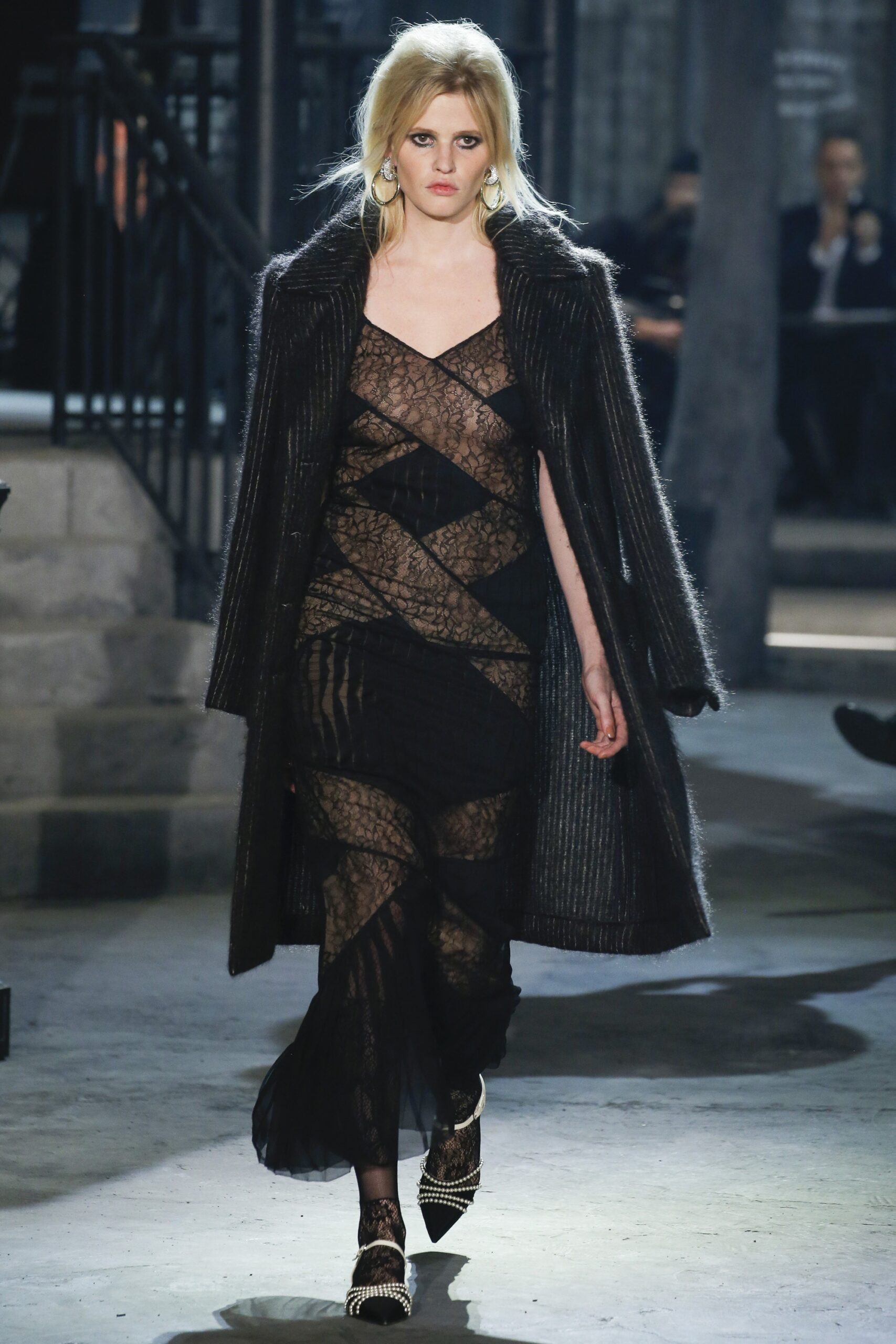 Chanel F/W 16 Look 1023