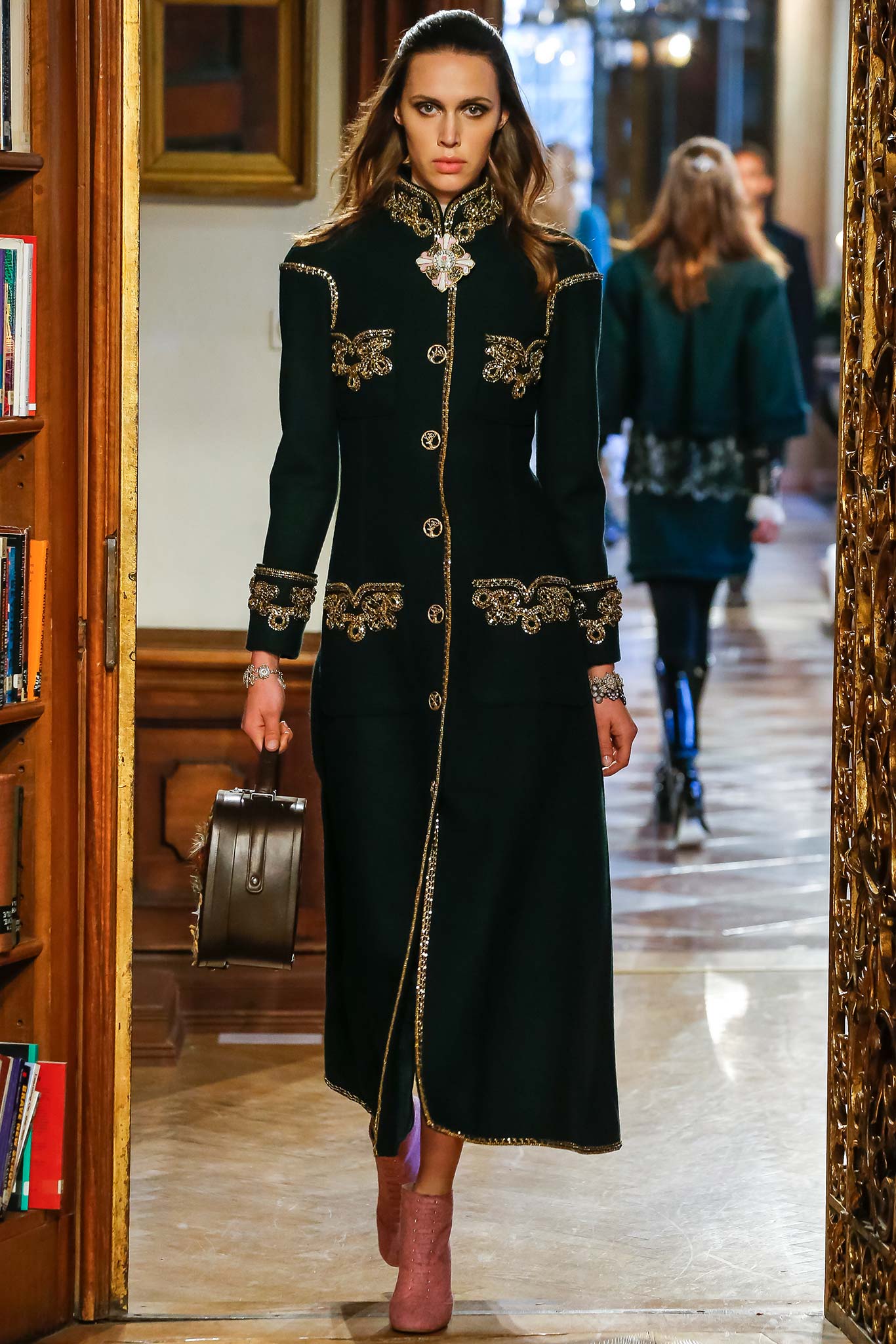 Chanel F/W 15 Look 48