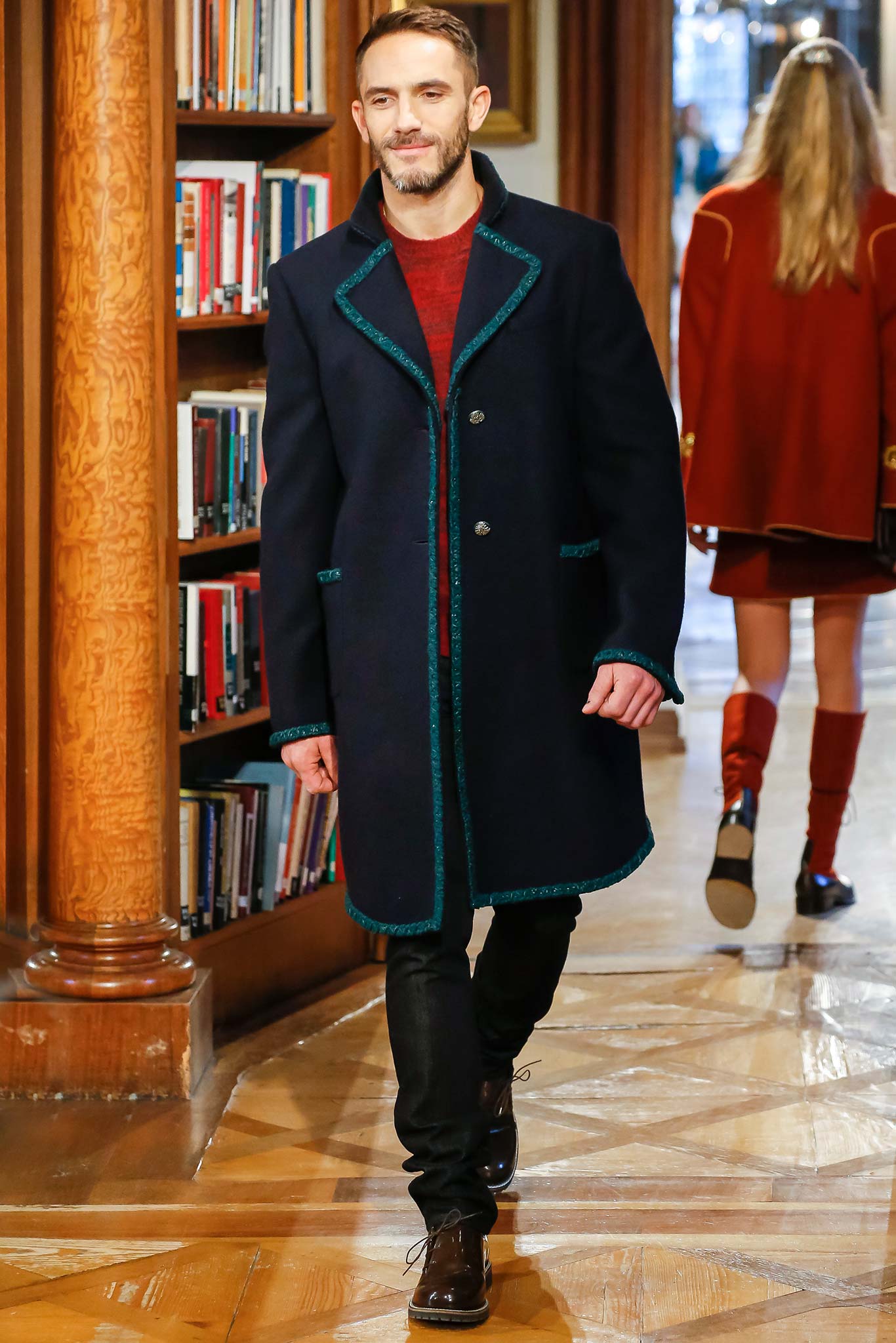 Chanel F/W 15 Look 73