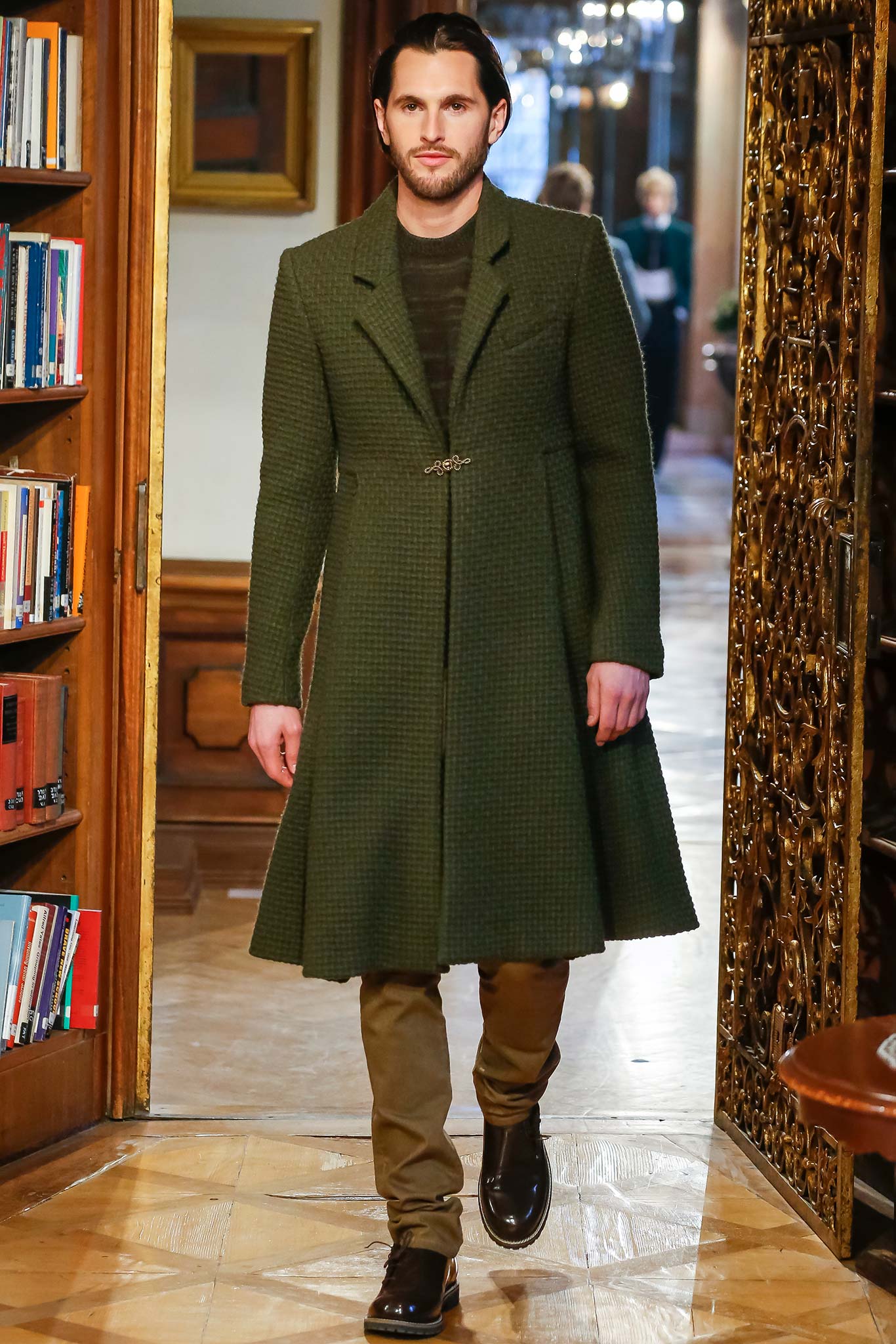 Chanel F/W 15 Look 124