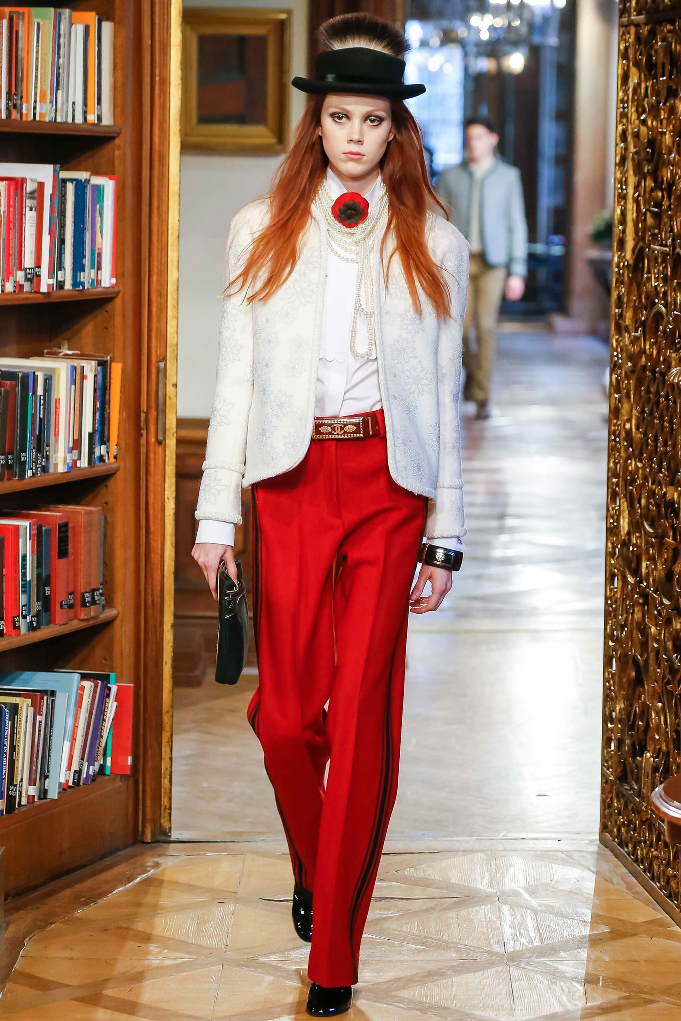 Chanel F/W 15 Look 137