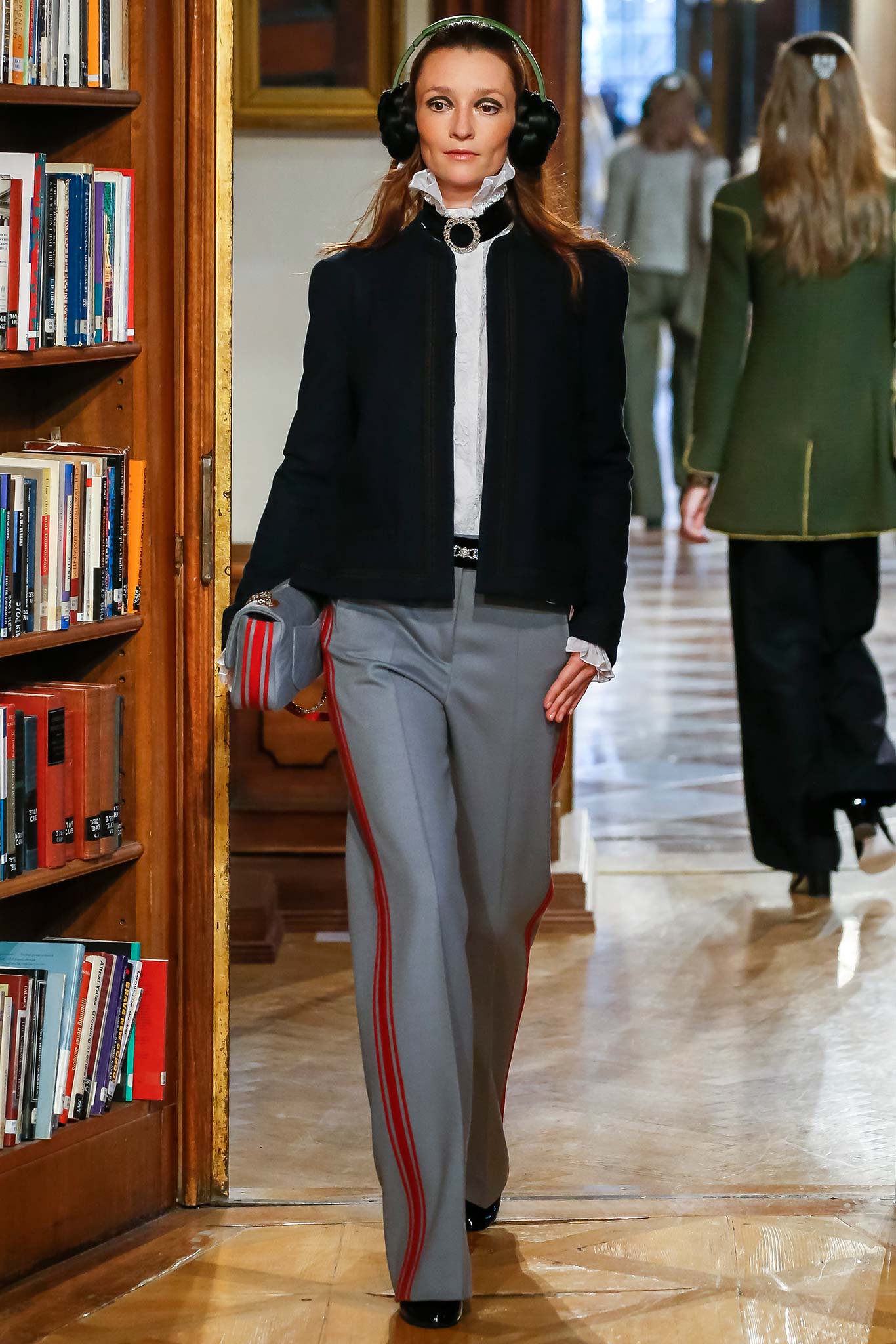Chanel F/W 15 Look 154