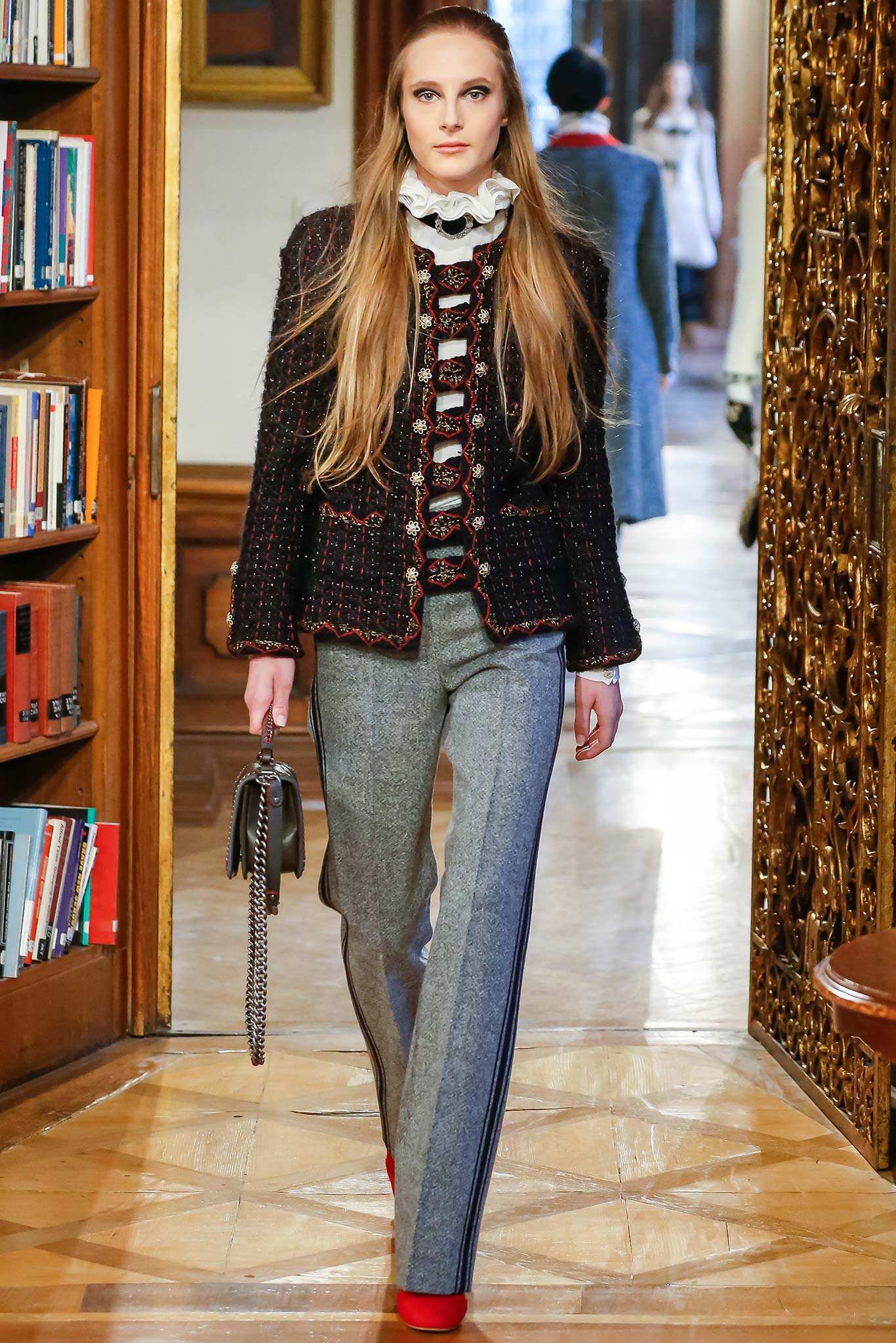 Chanel F/W 15 Look 165