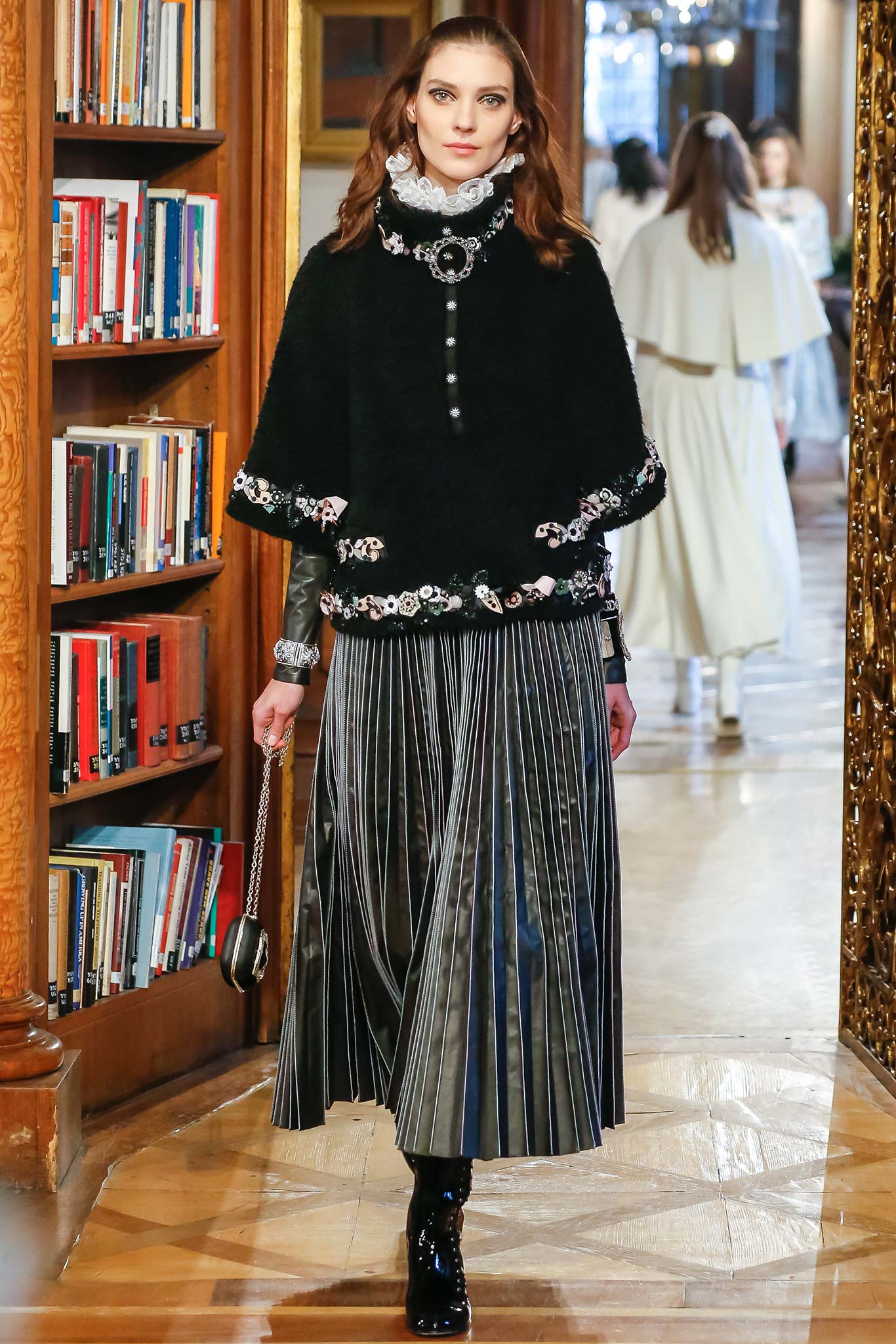 Chanel F/W 15 Look 236