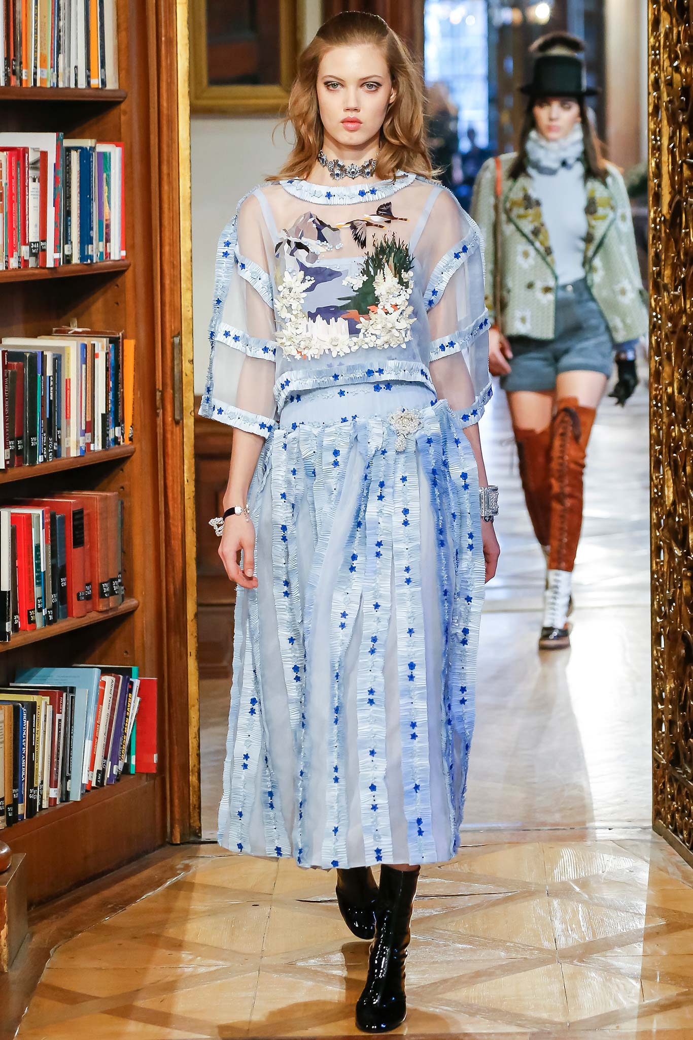 Chanel F/W 15 Look 254