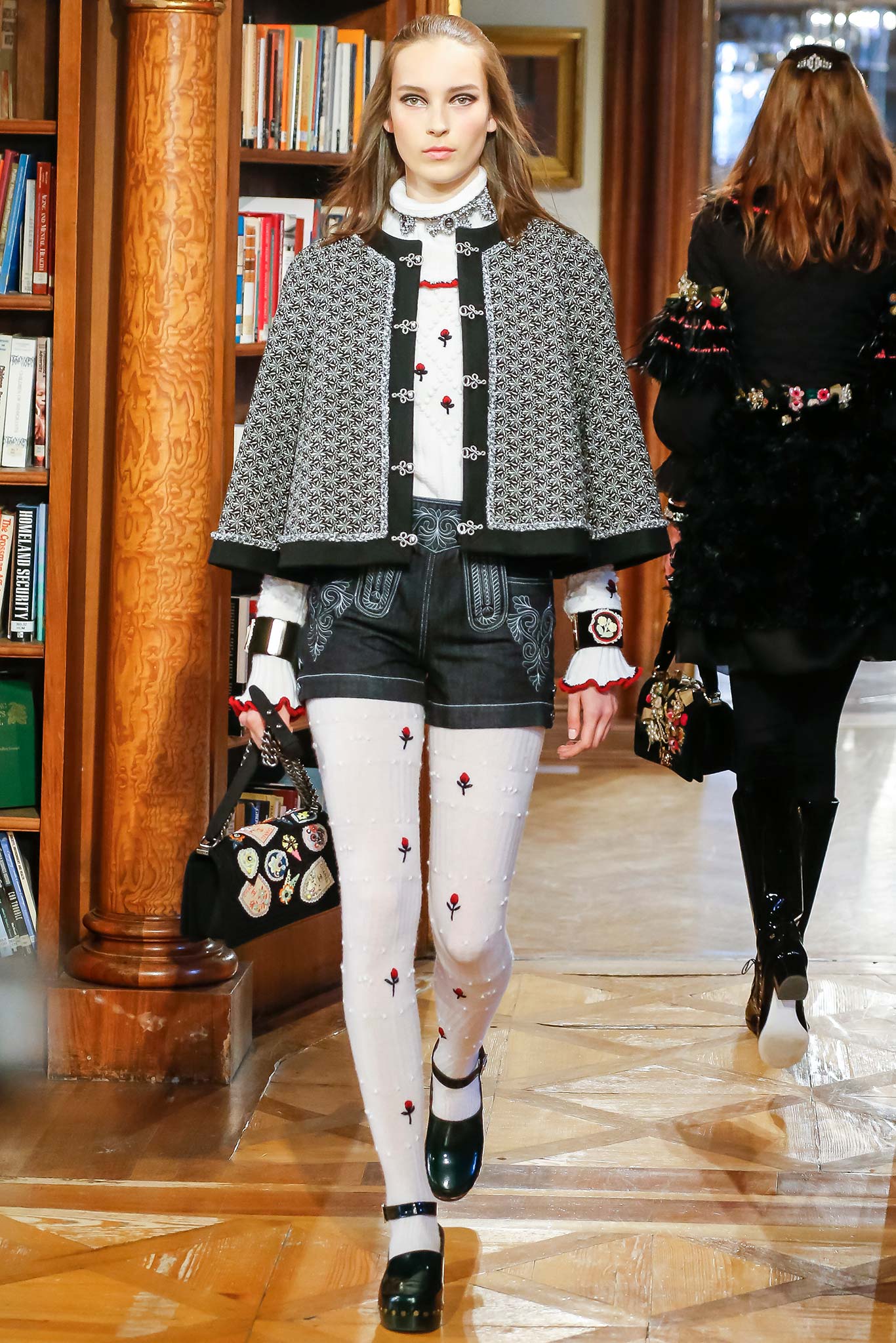 Chanel F/W 15 Look 321