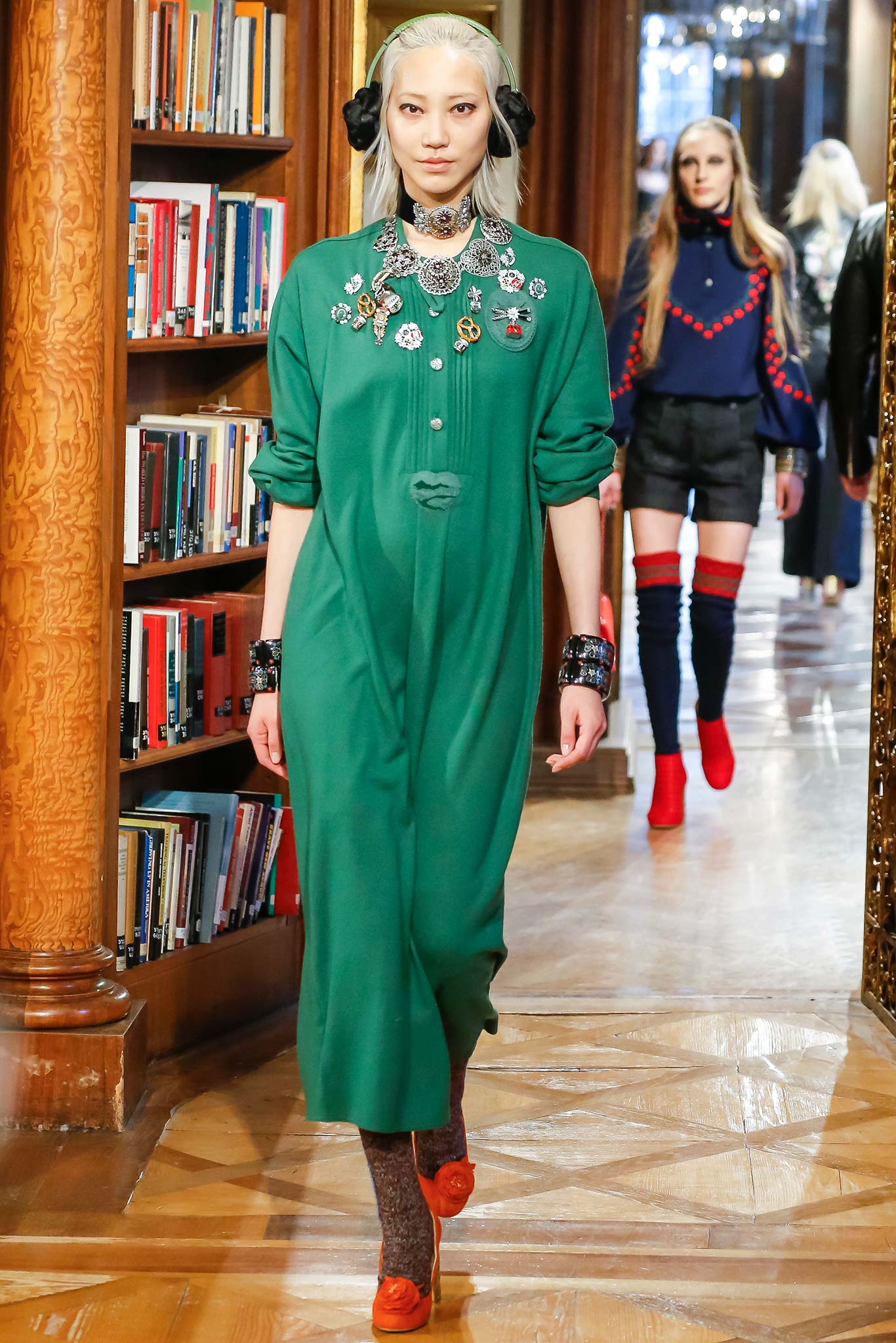 Chanel F/W 15 Look 394