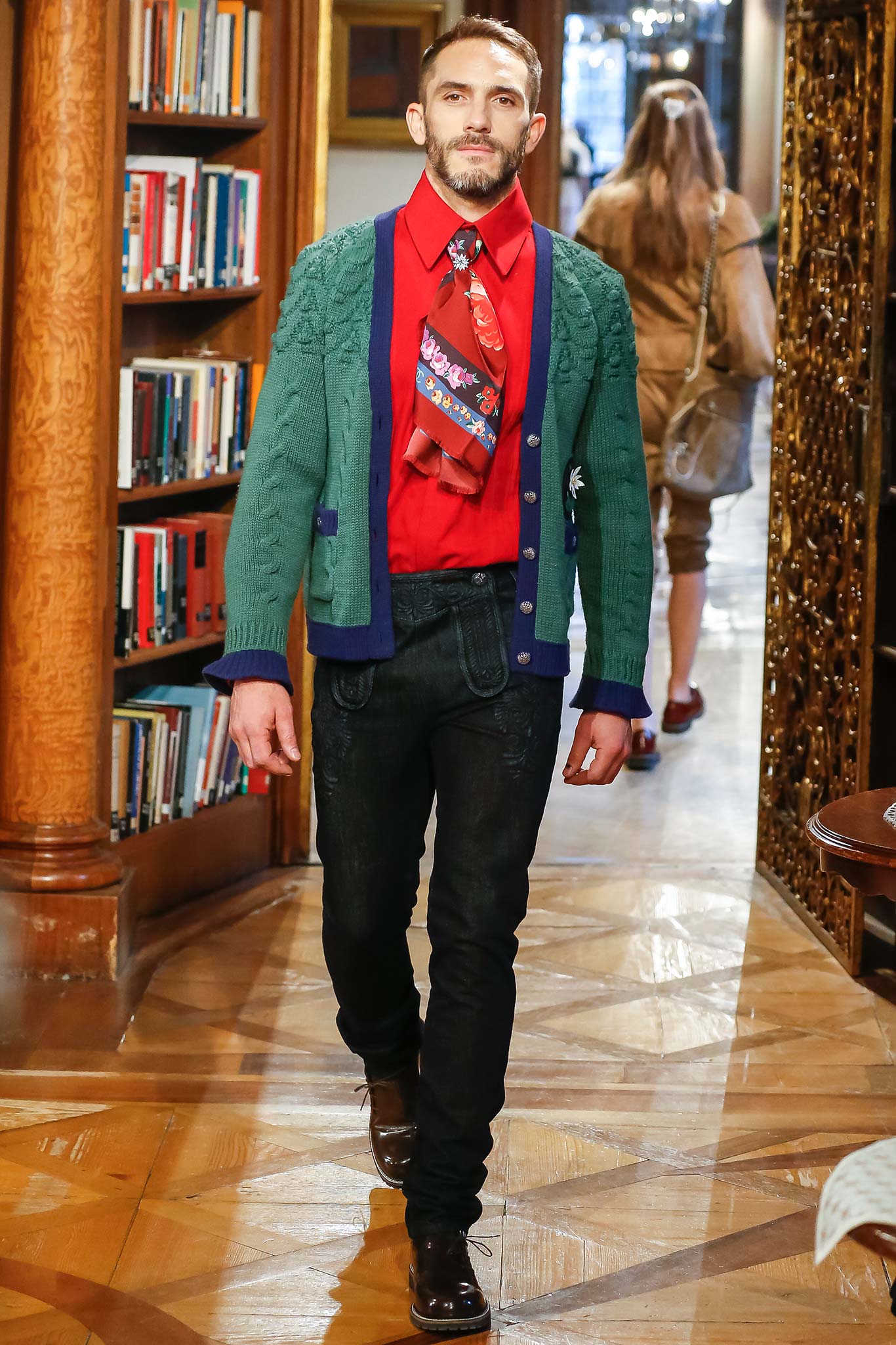 Chanel F/W 15 Look 404
