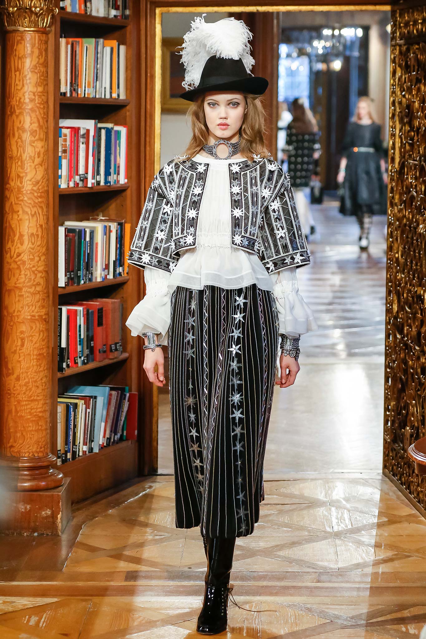 Chanel F/W 15 Look 515