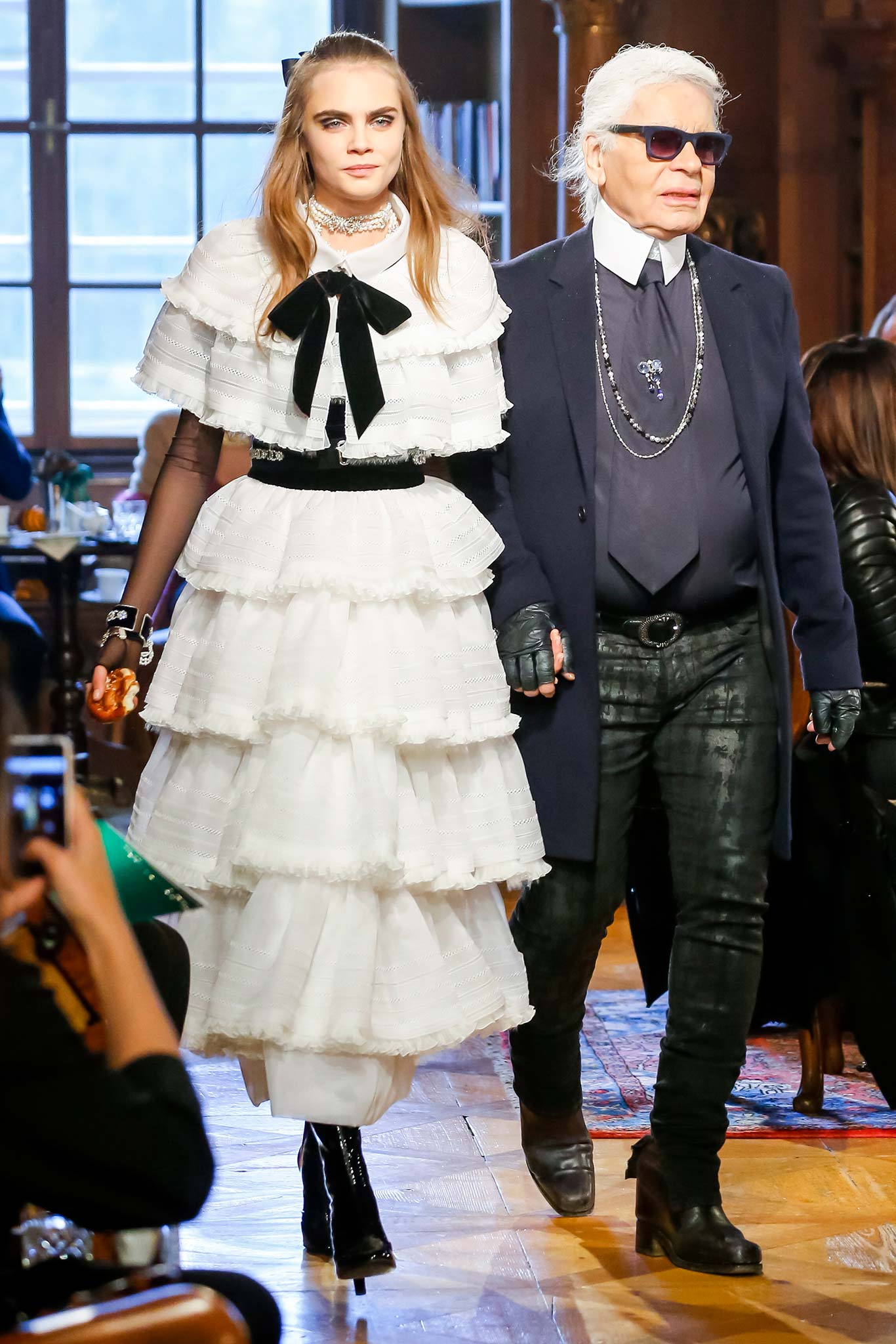 Chanel F/W 15 Look 563