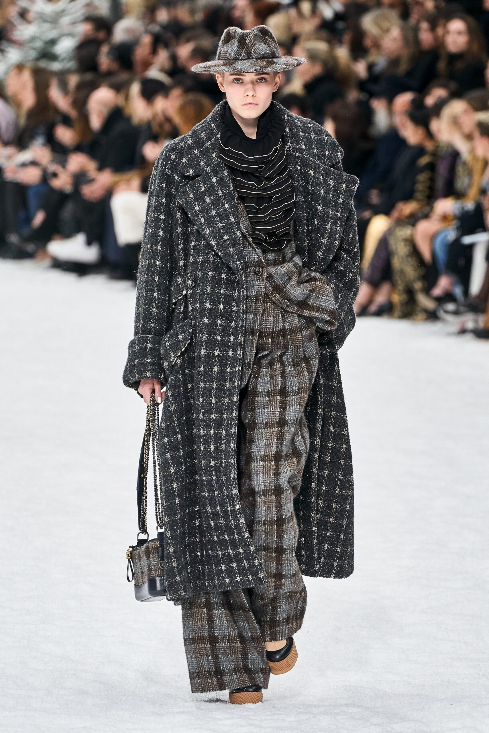 Chanel F/W 19 Look 2