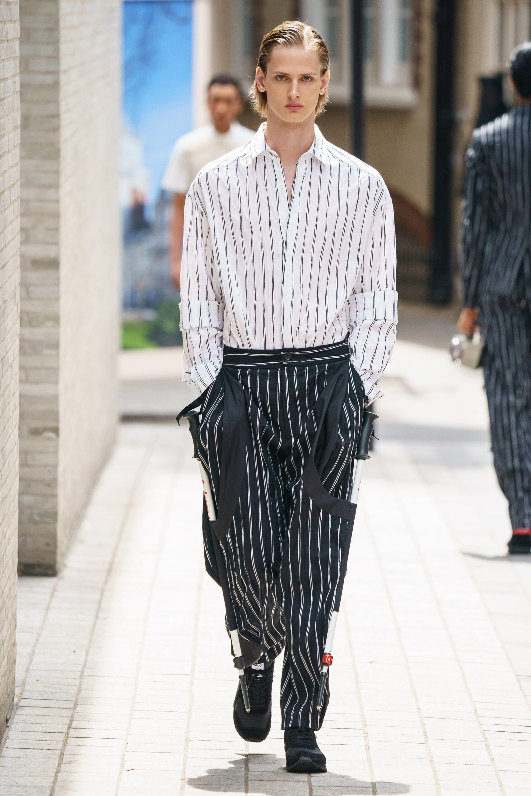 striped apron-front wide-leg trousers