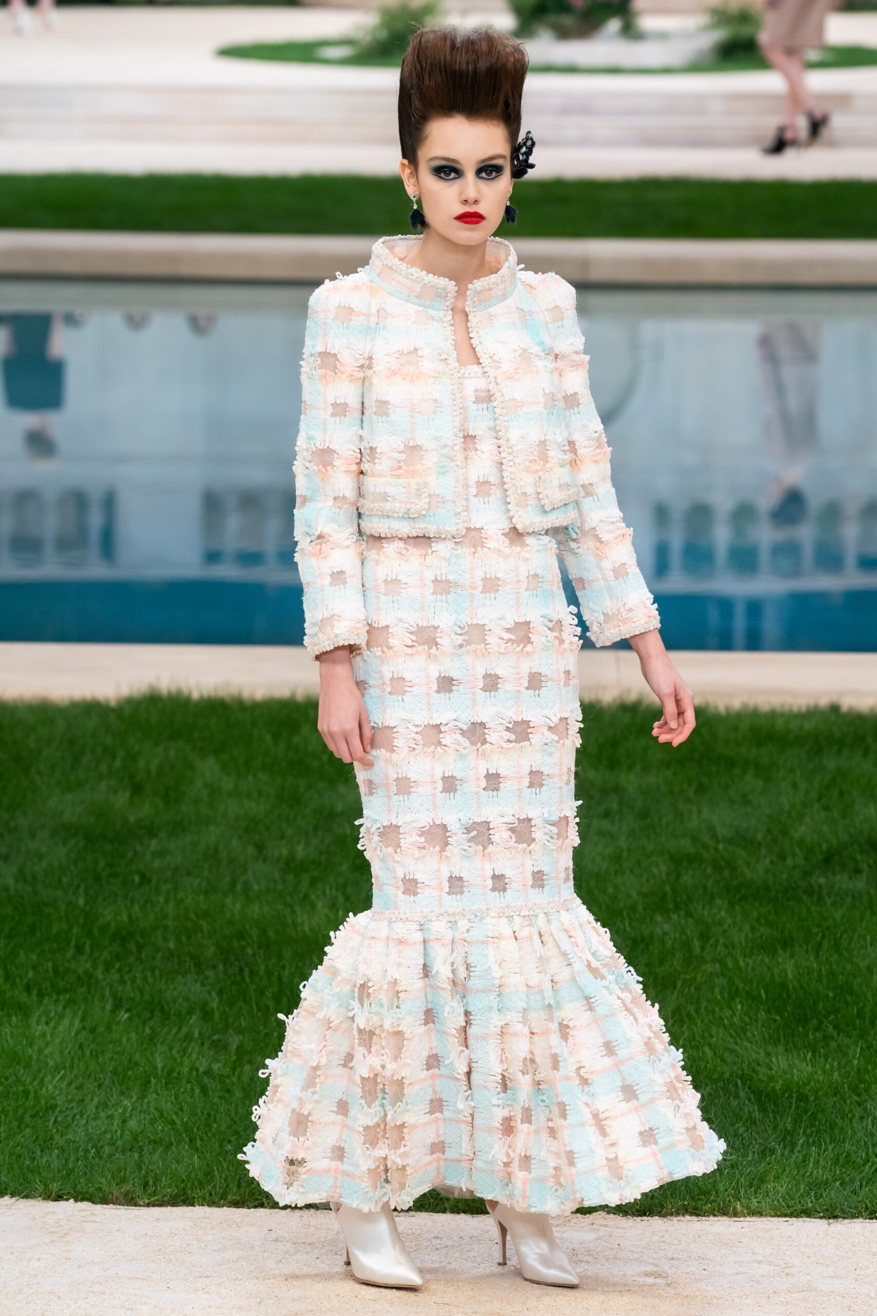 Chanel S/S 19 Couture Look 3