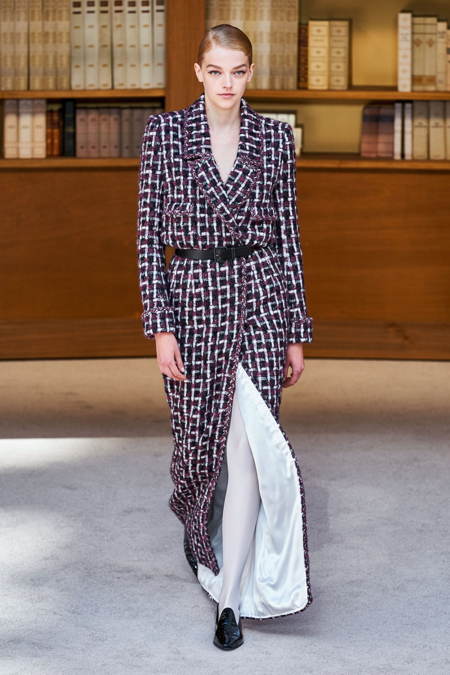 Chanel F/W 19 Couture Look 3