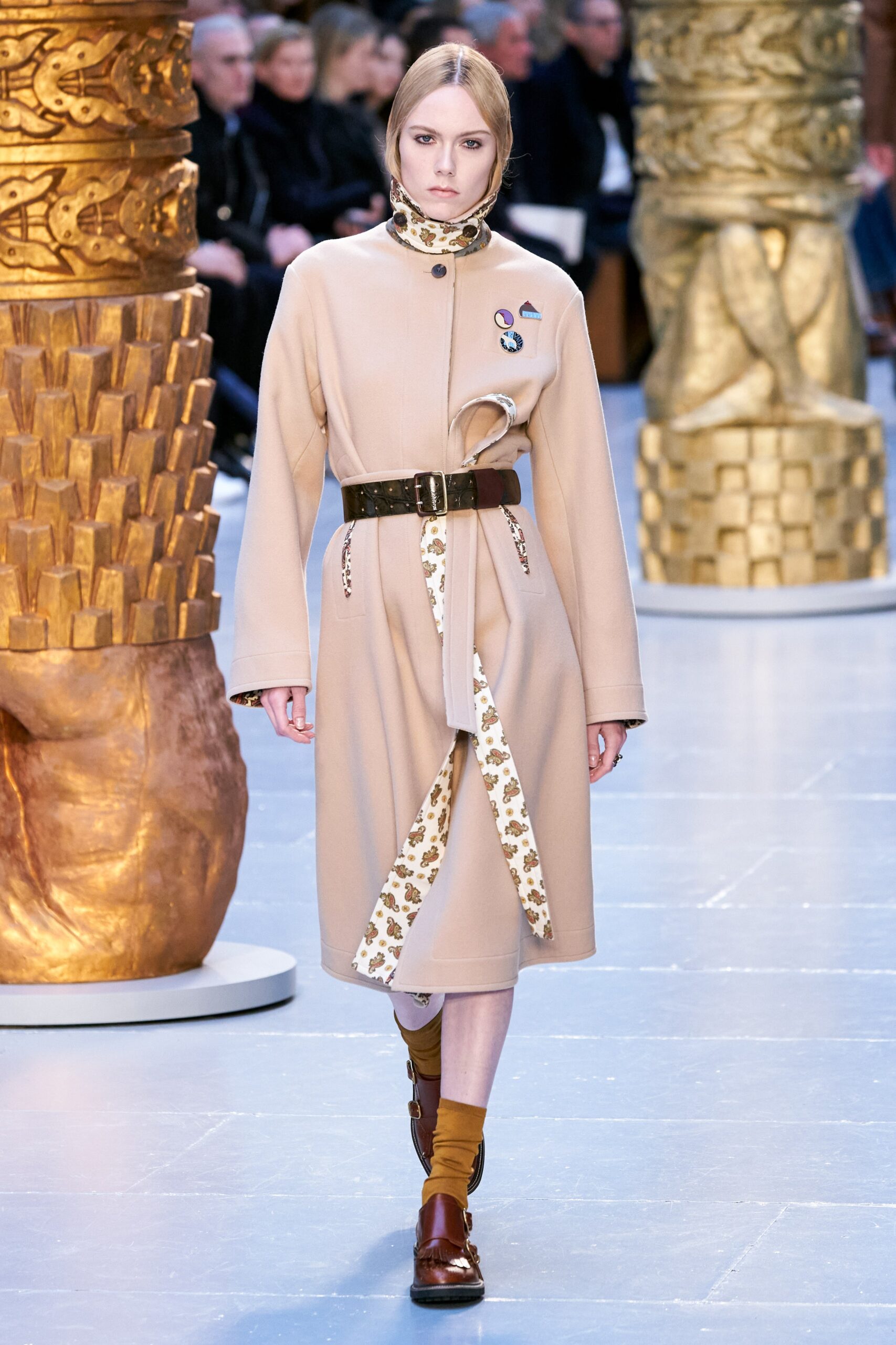 Chloé F/W 20 Look 301