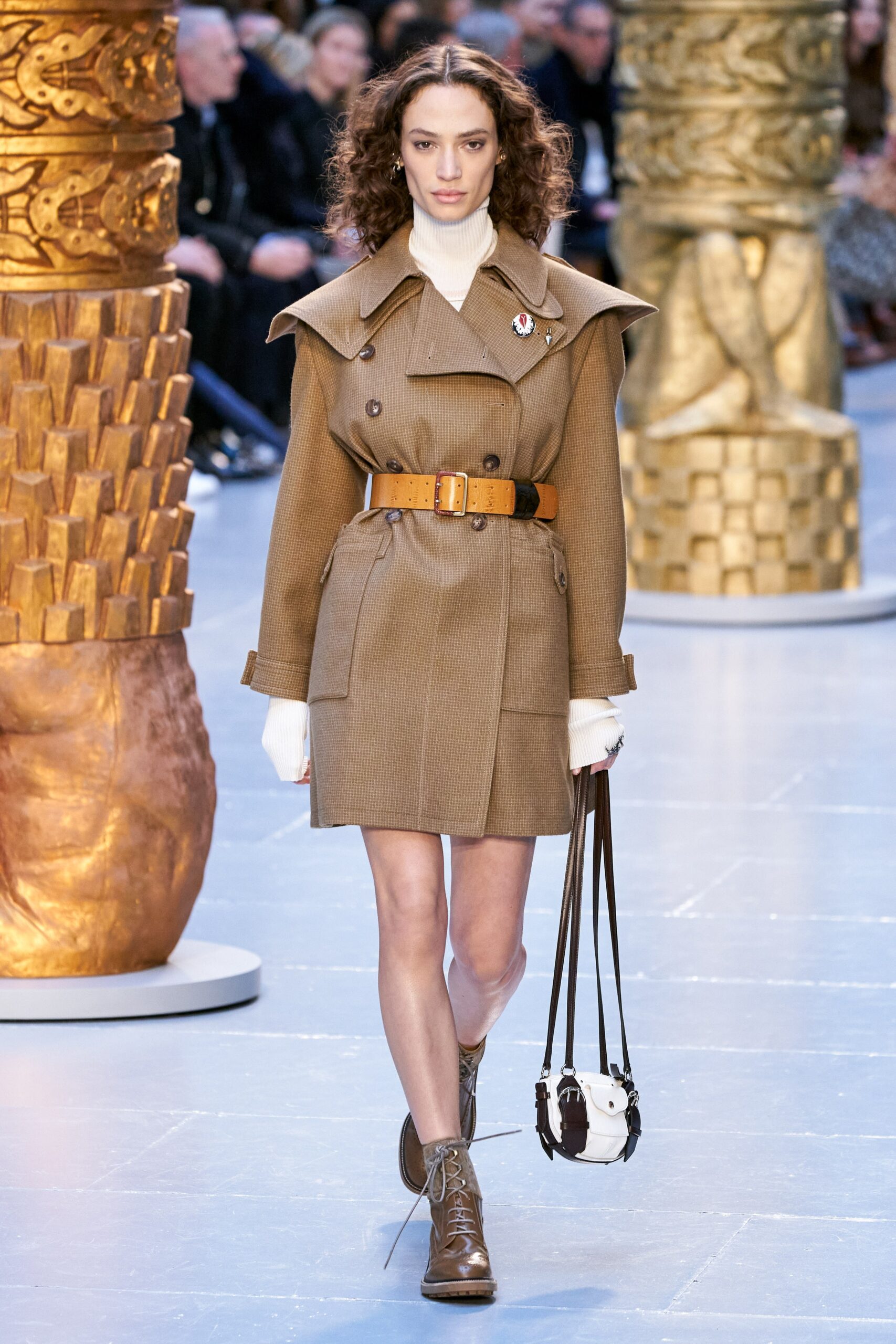 Chloé F/W 20 Look 357