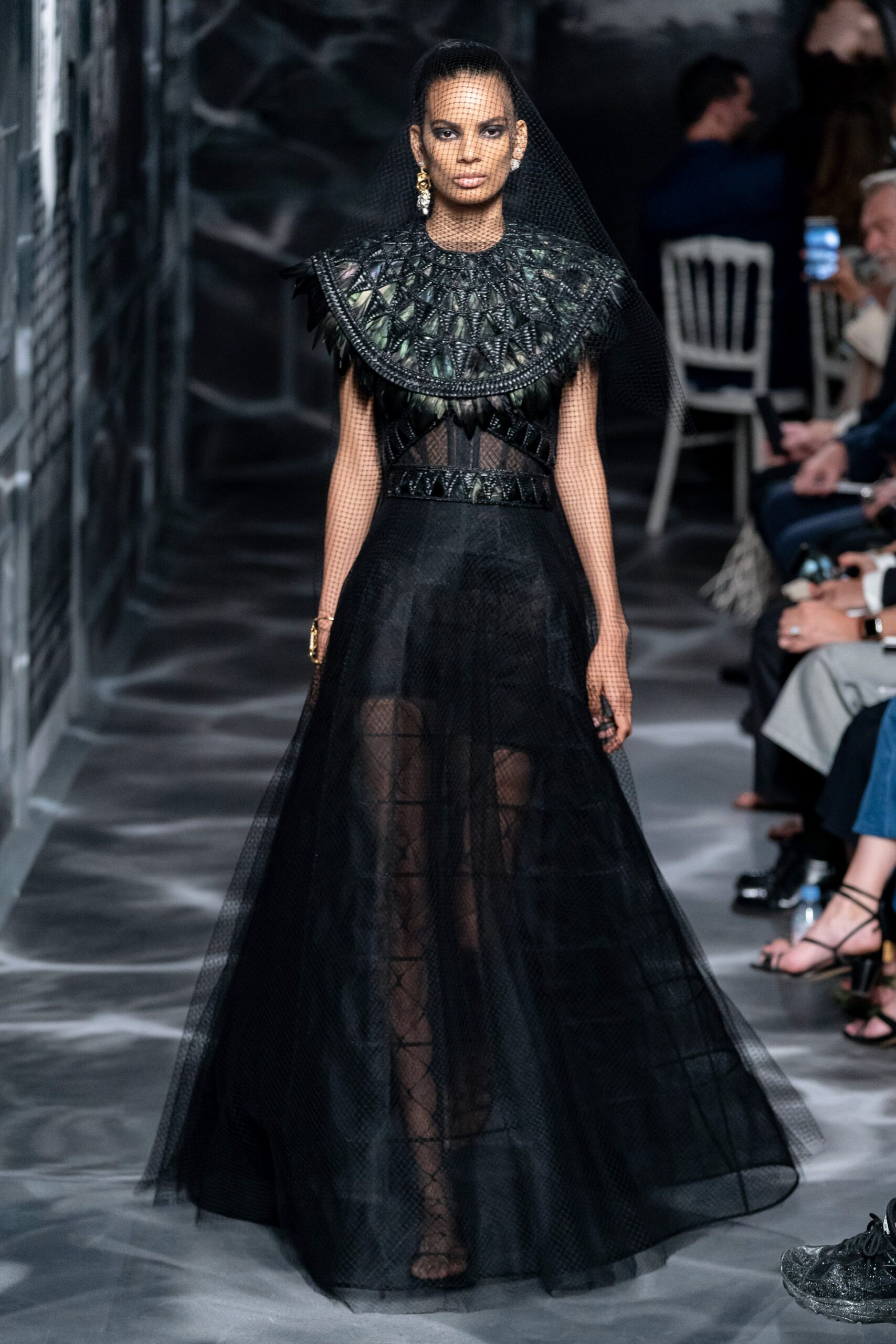 Christian Dior F/W 19 Couture Look 1
