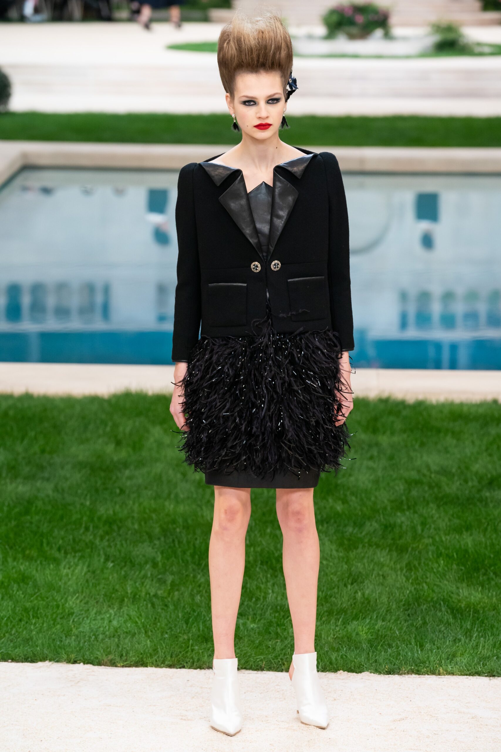 Chanel S/S 19 Couture Look 6