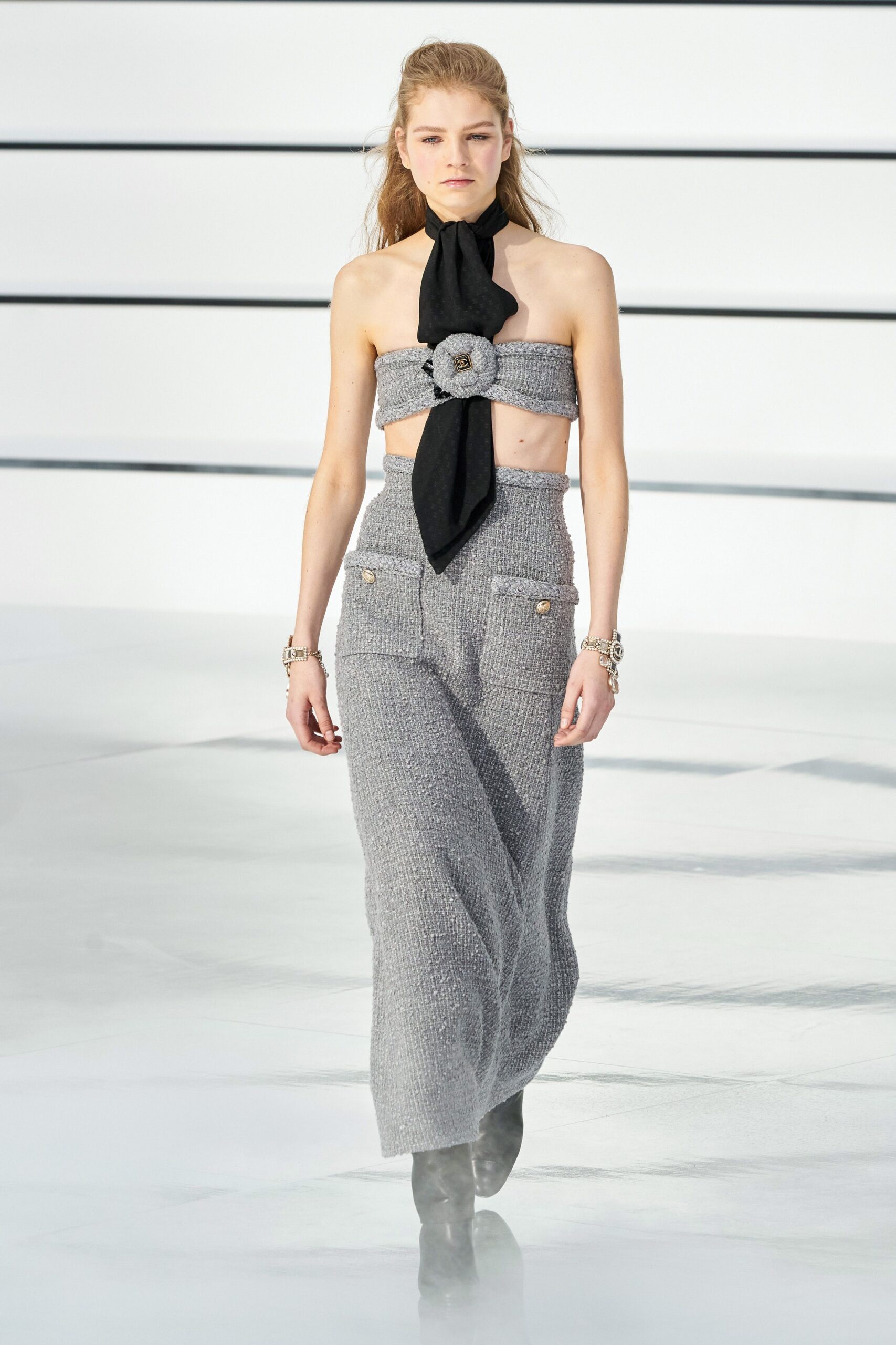 Chanel F/W 20 Look 12