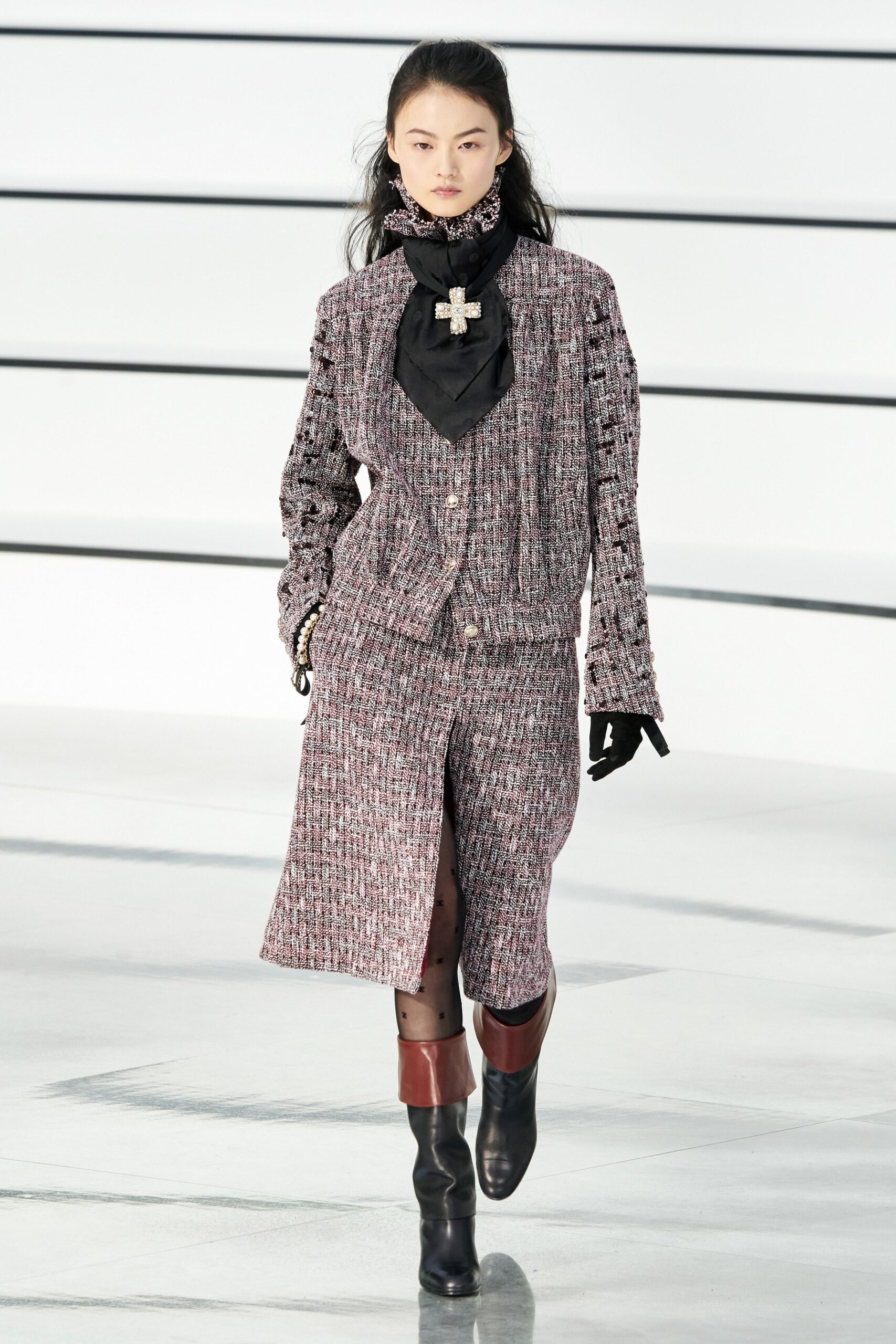 Chanel F/W 20 Look 13