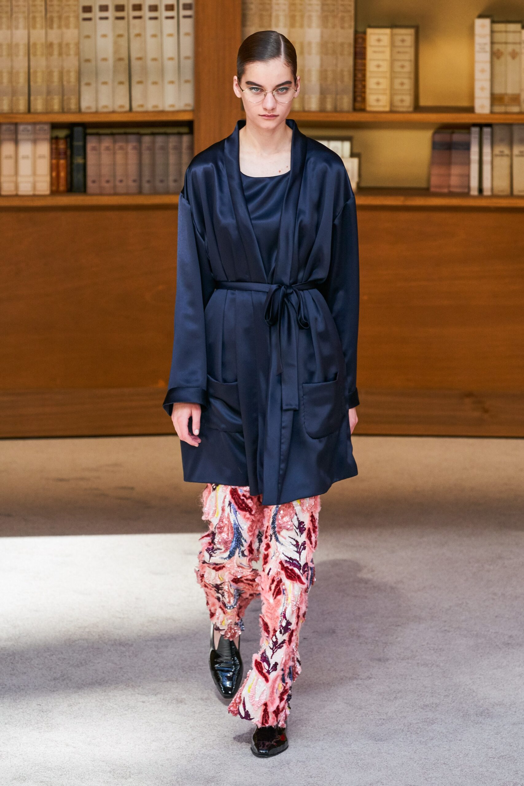Chanel F/W 19 Couture Look 11