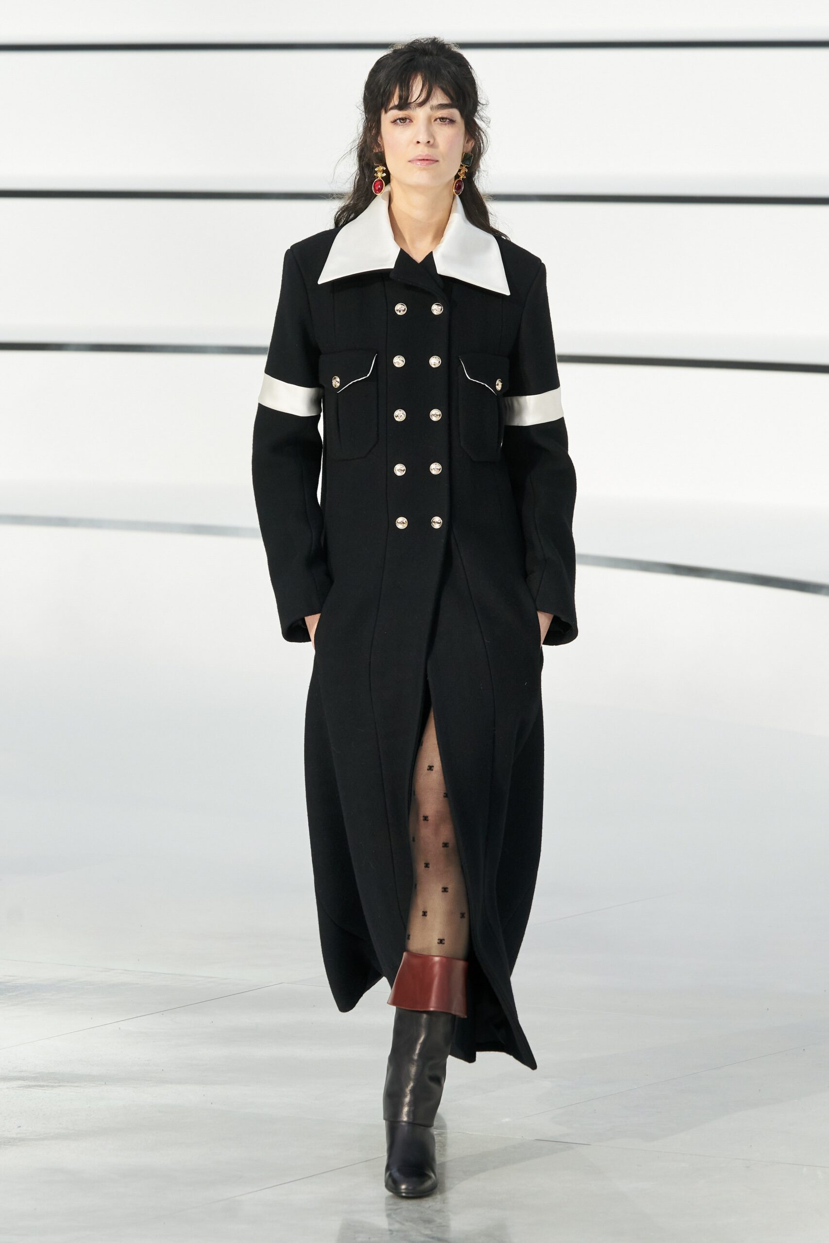 Chanel F/W 20 Look 20