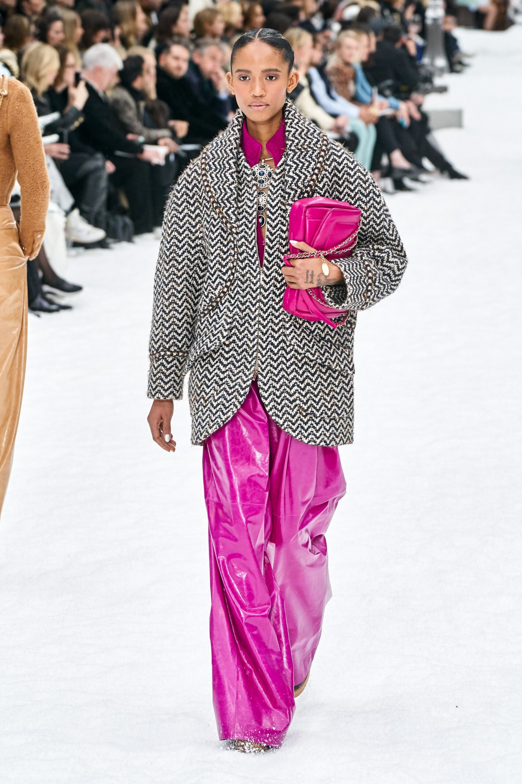 Chanel F/W 19 Look 10