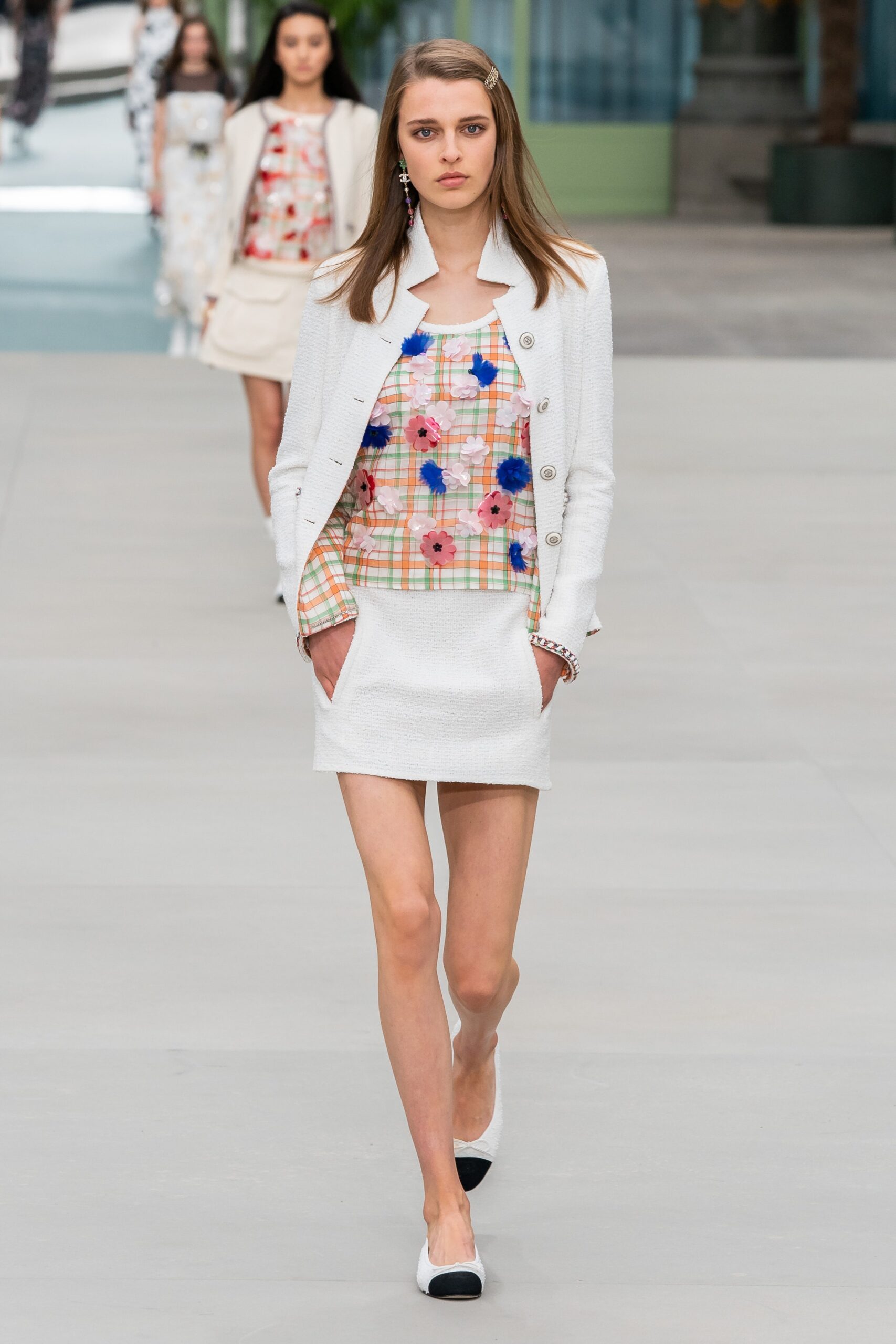 Chanel Resort 20 Look 19