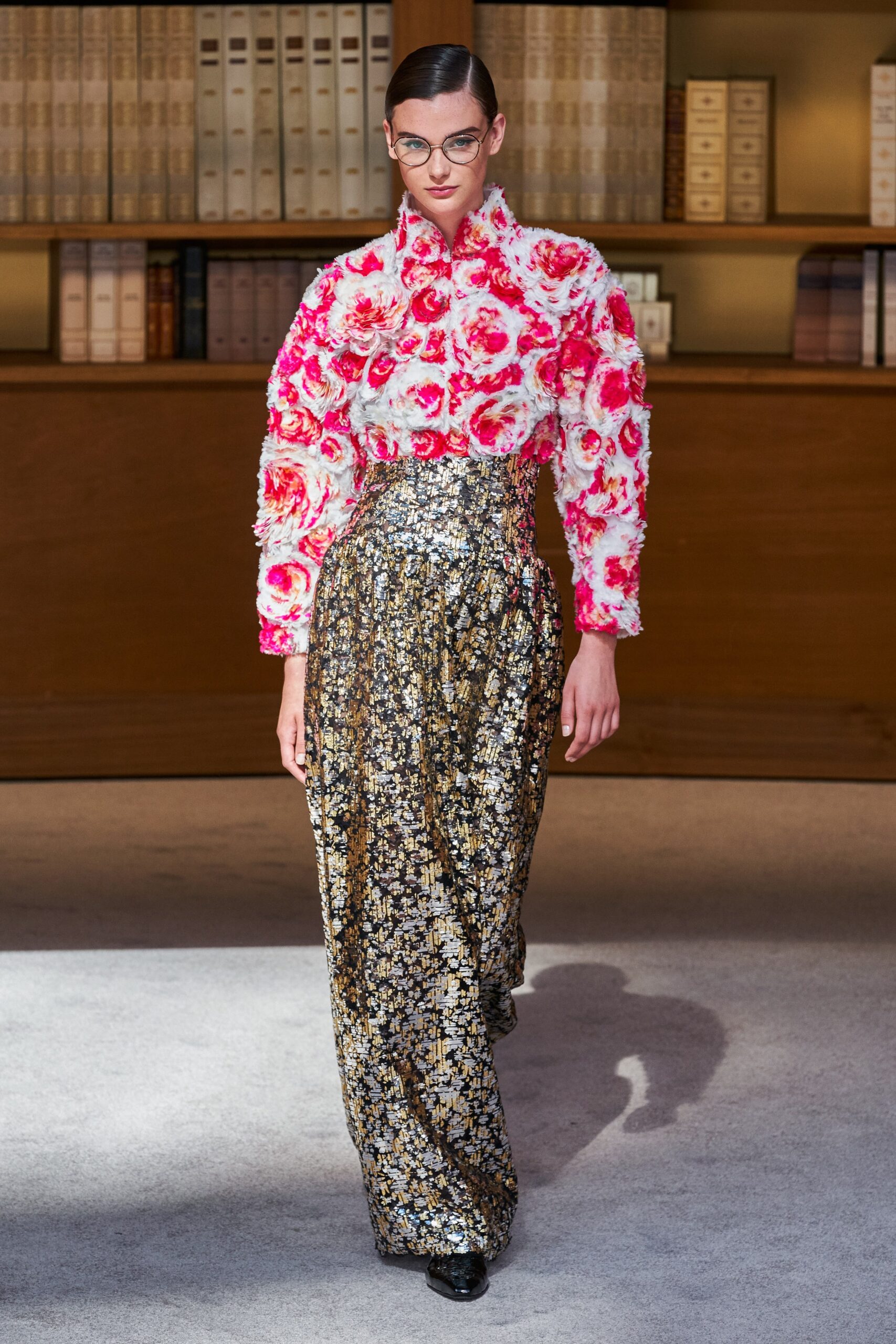Chanel F/W 19 Couture Look 16