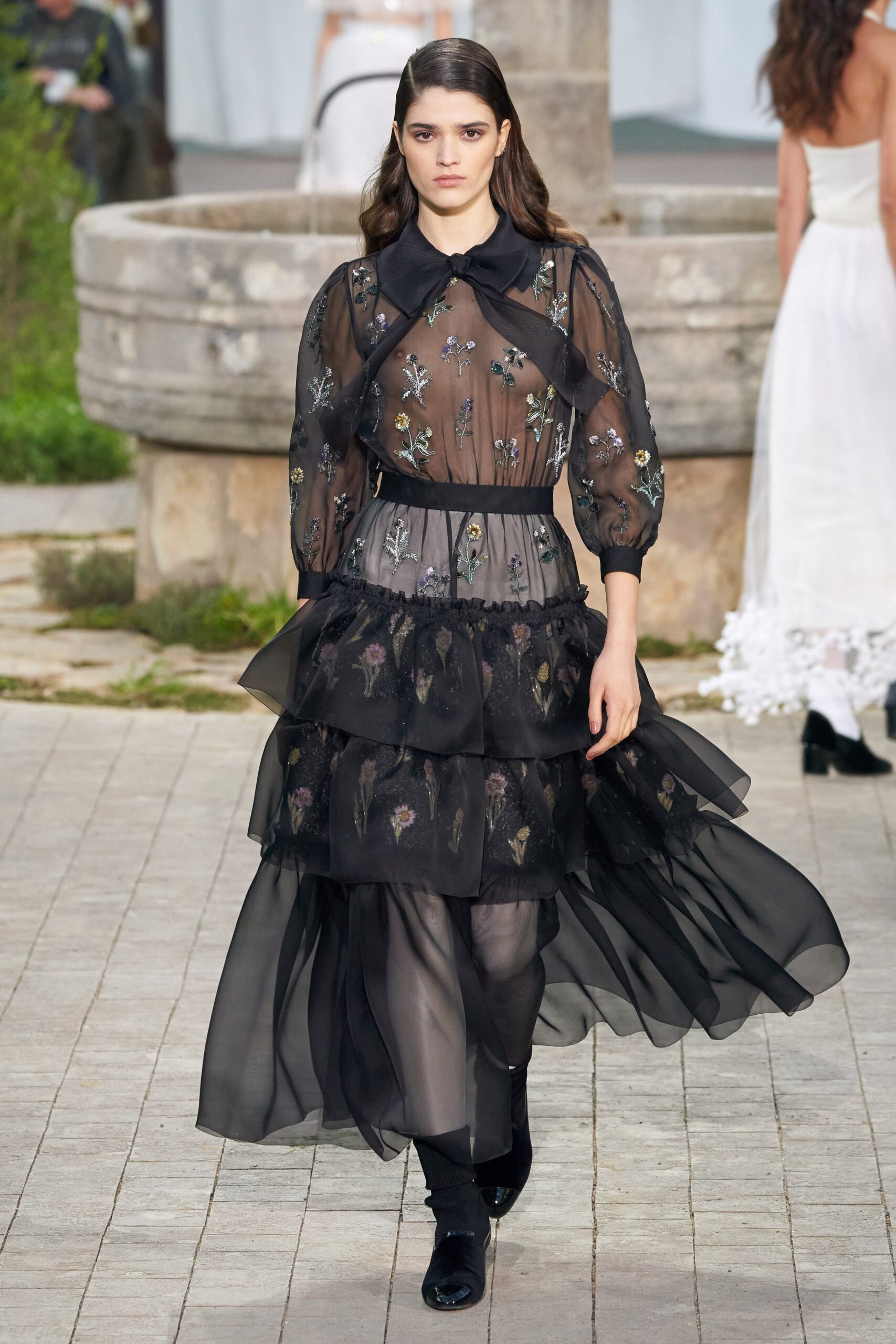 Chanel S/S 20 Couture Look 14