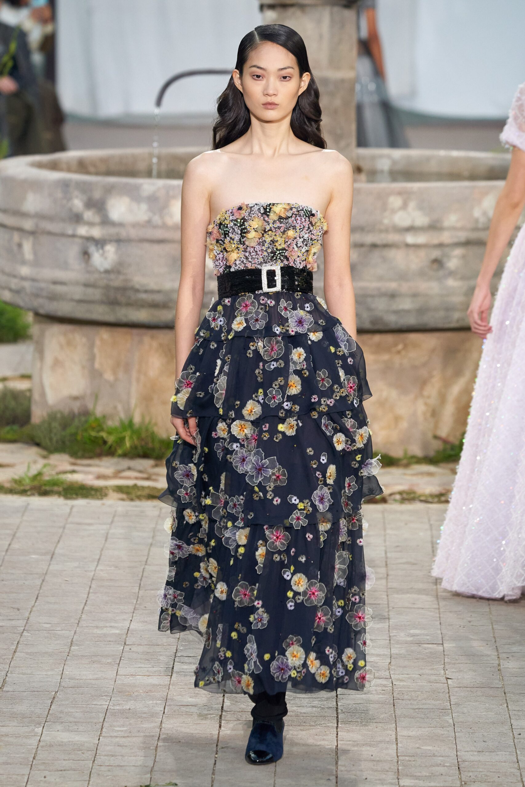 Chanel S/S 20 Couture Look 17