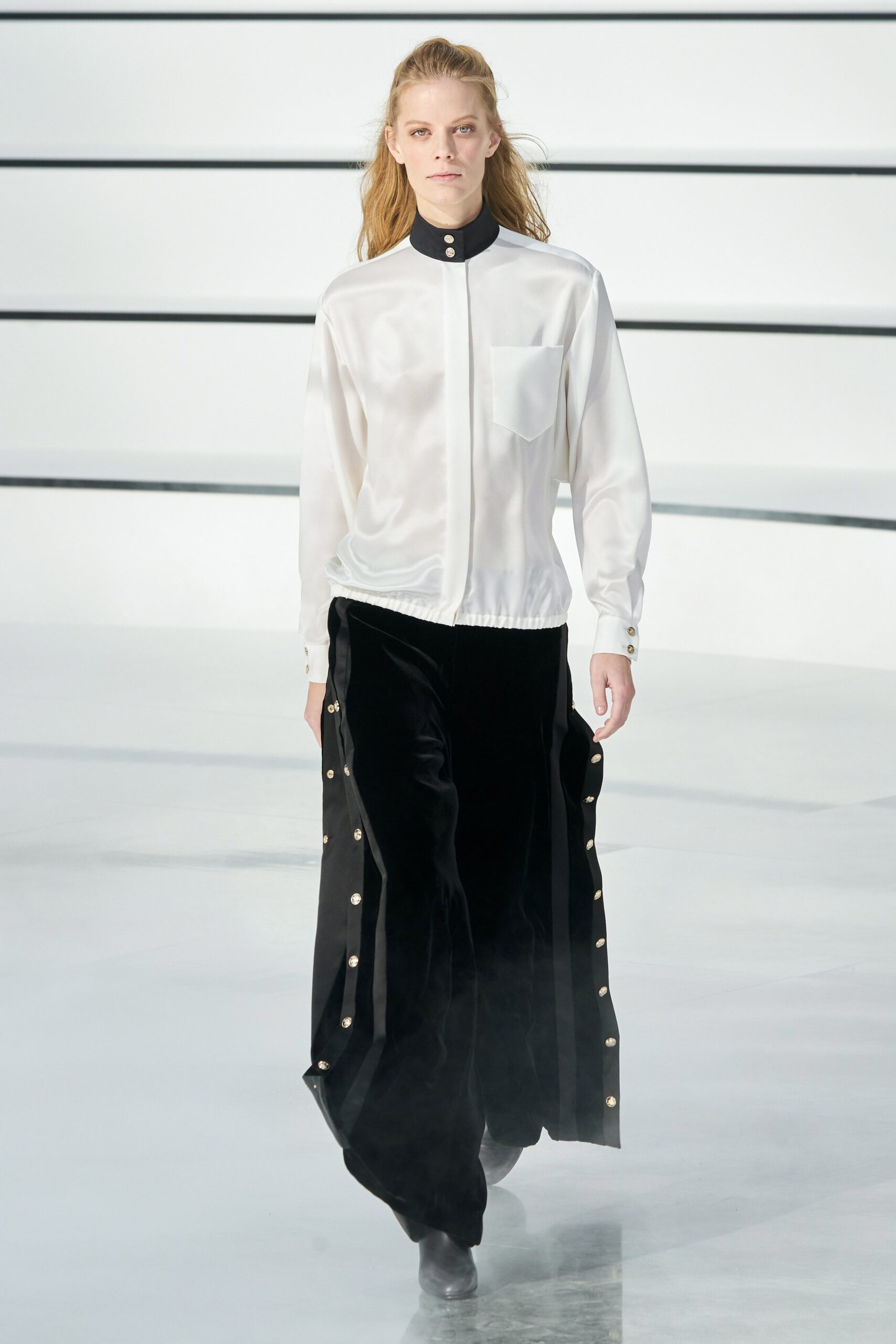 Chanel F/W 20 Look 30