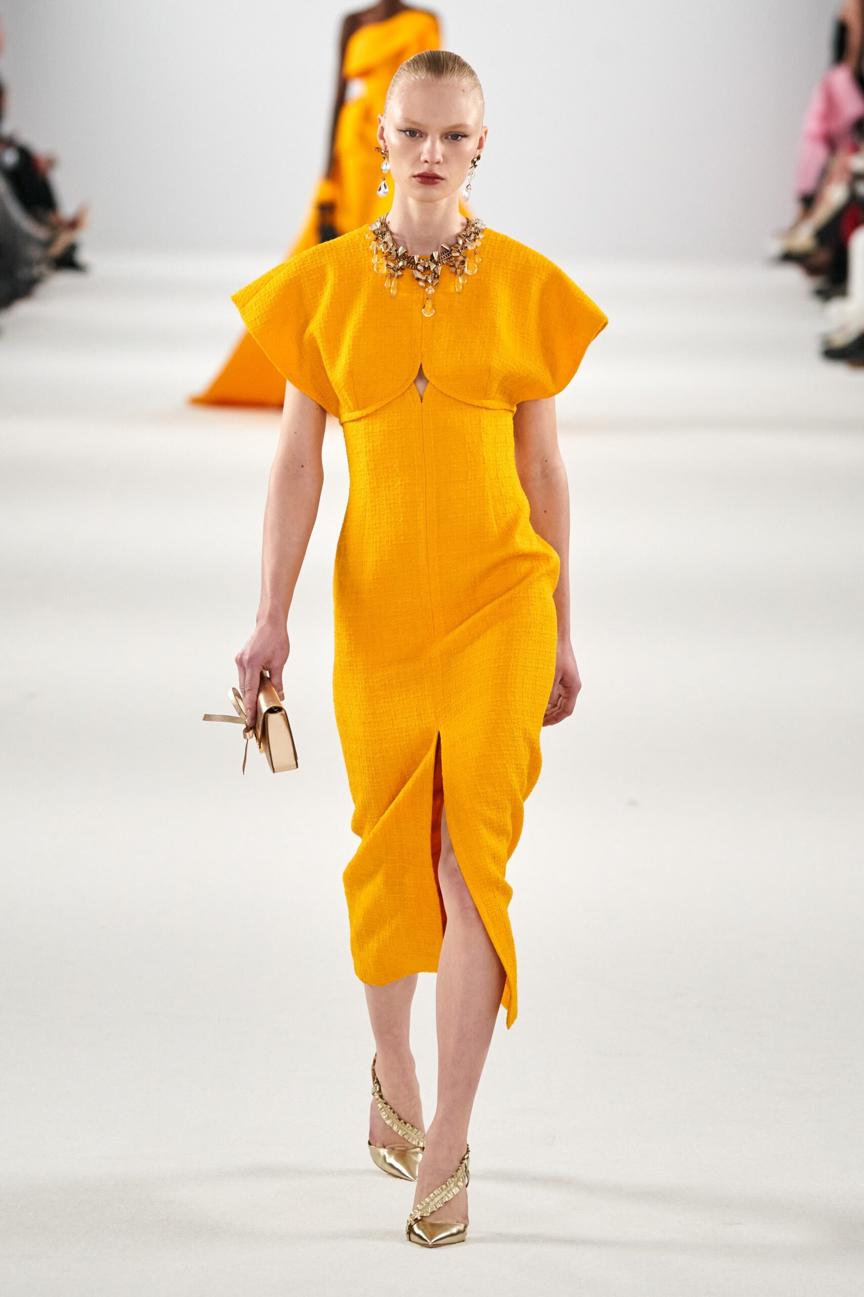 Carolina Herrera F/W 22 Look 629