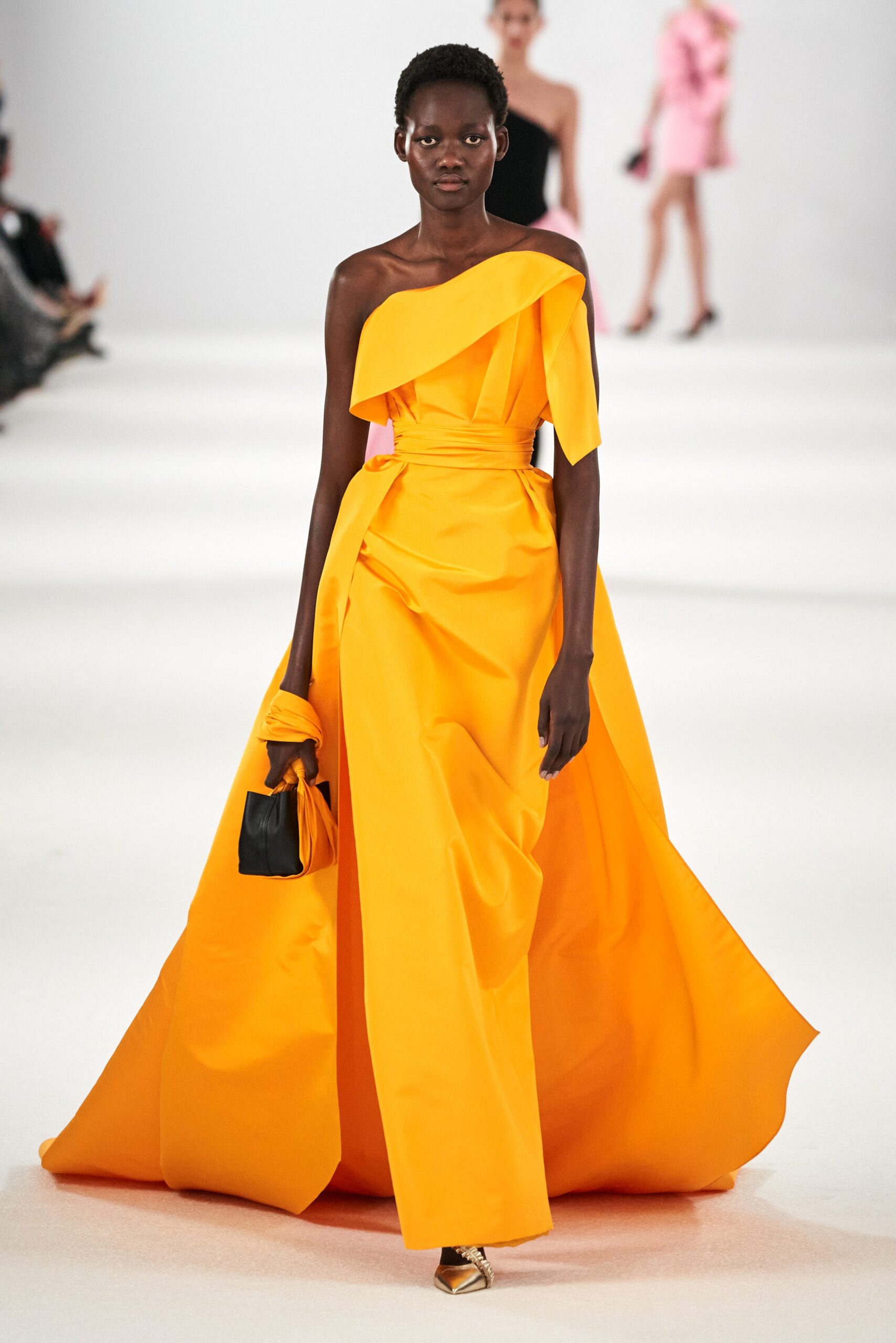 Carolina Herrera F/W 22 Look 634