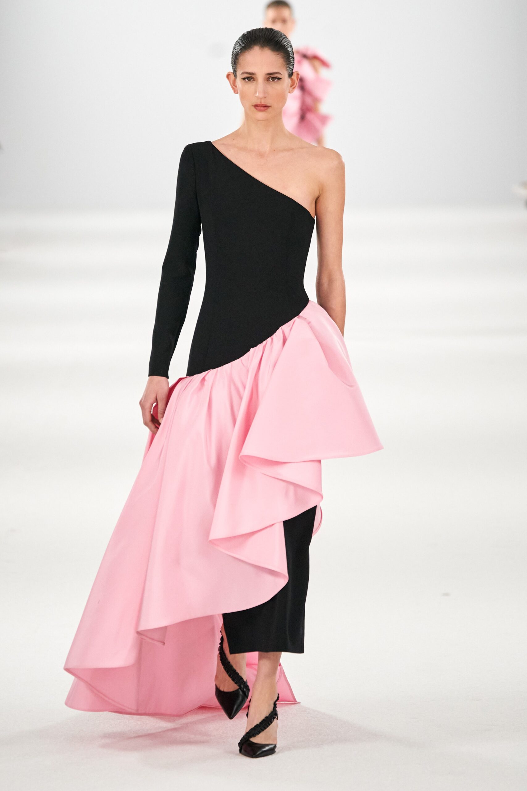 Carolina Herrera F/W 22 Look 657