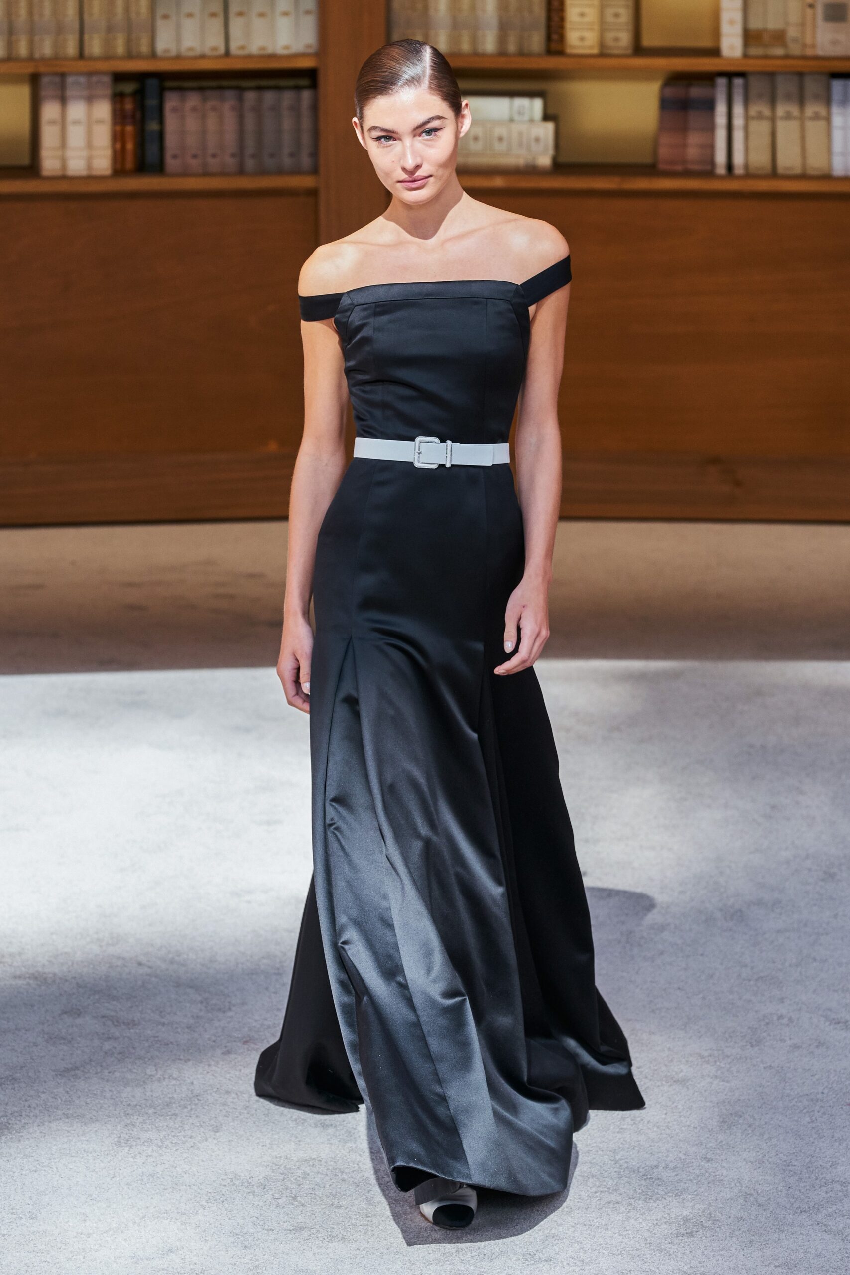 Chanel F/W 19 Couture Look 24