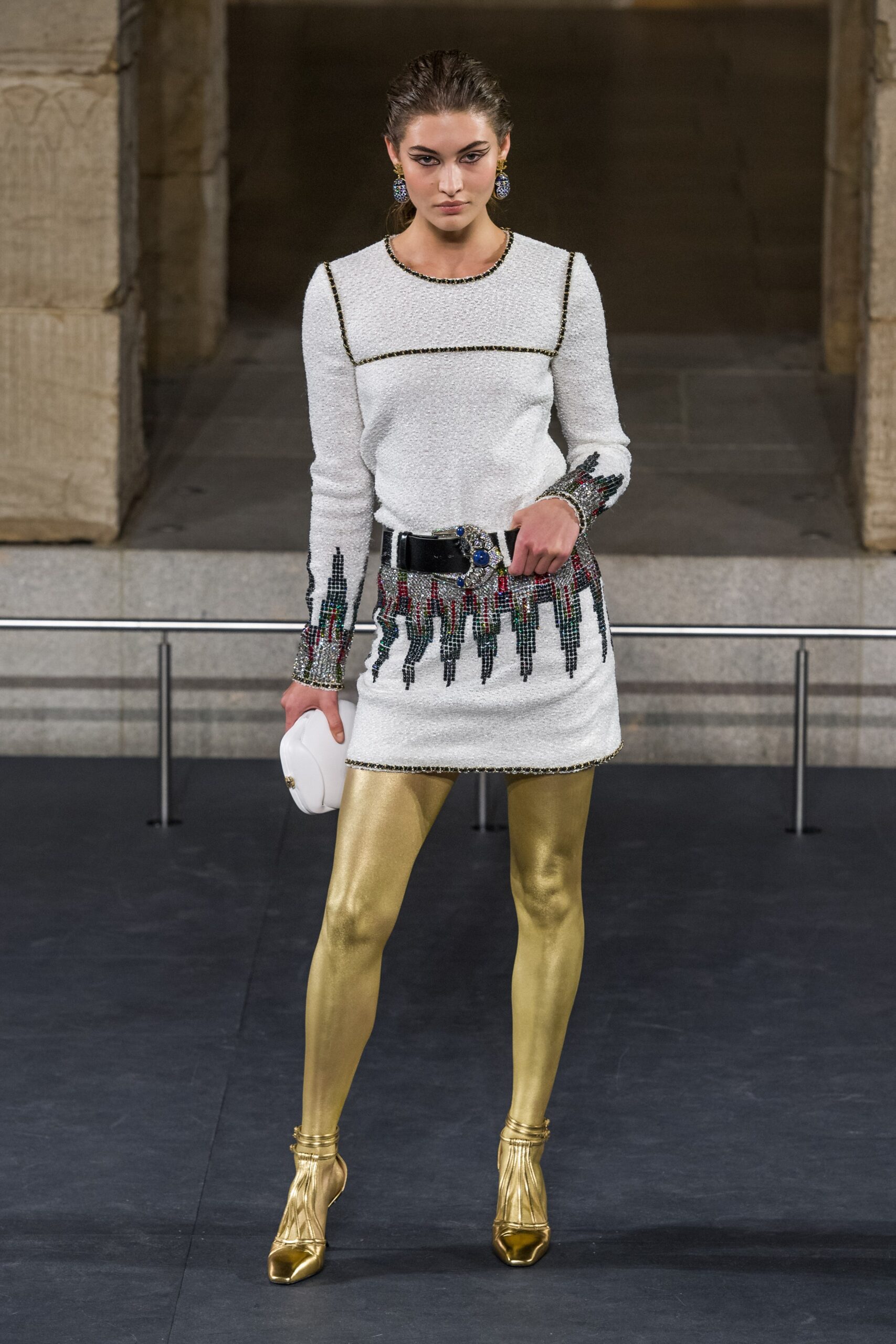 Chanel F/W 19 Look 21