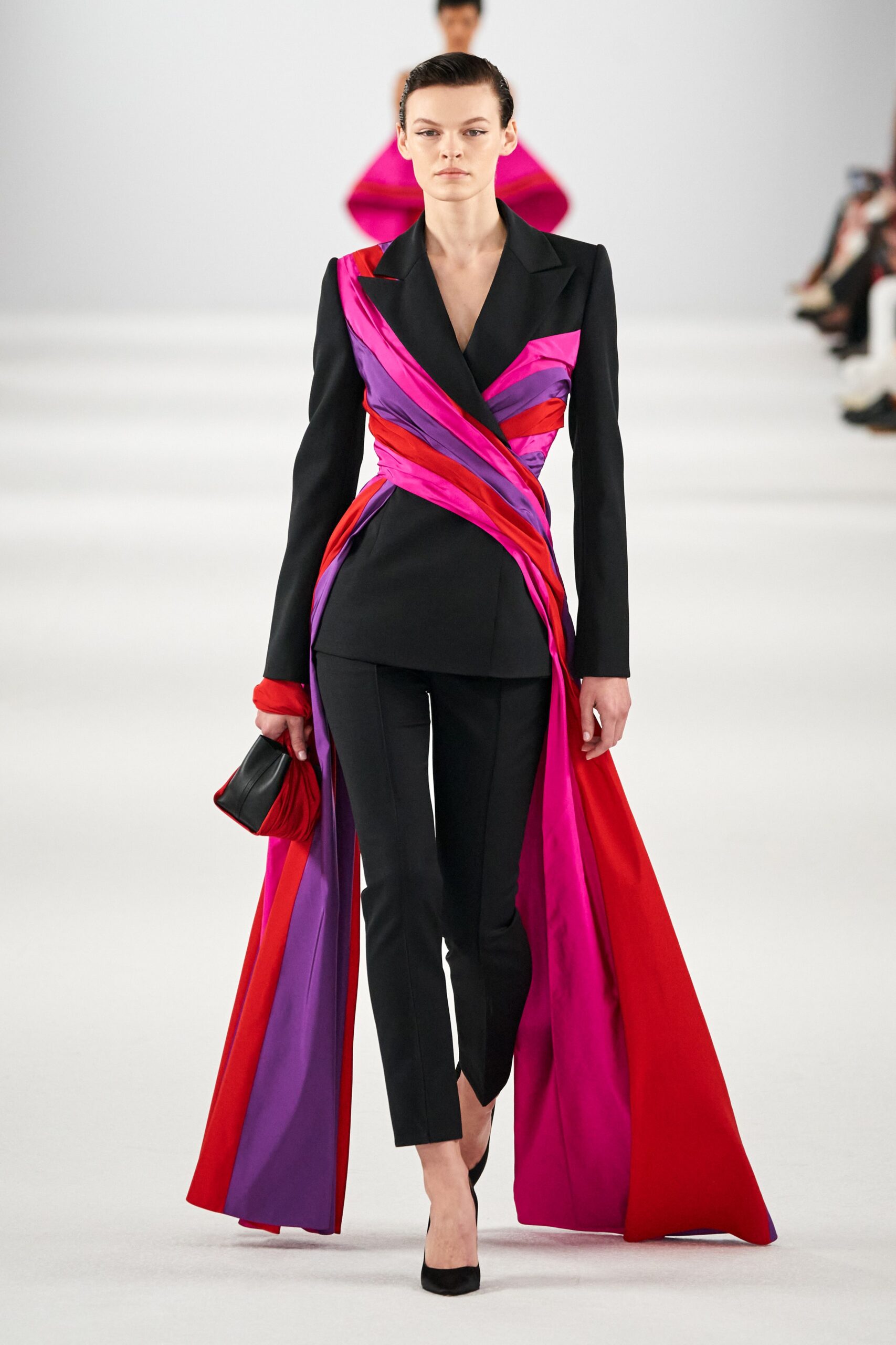 Carolina Herrera F/W 22 Look 681