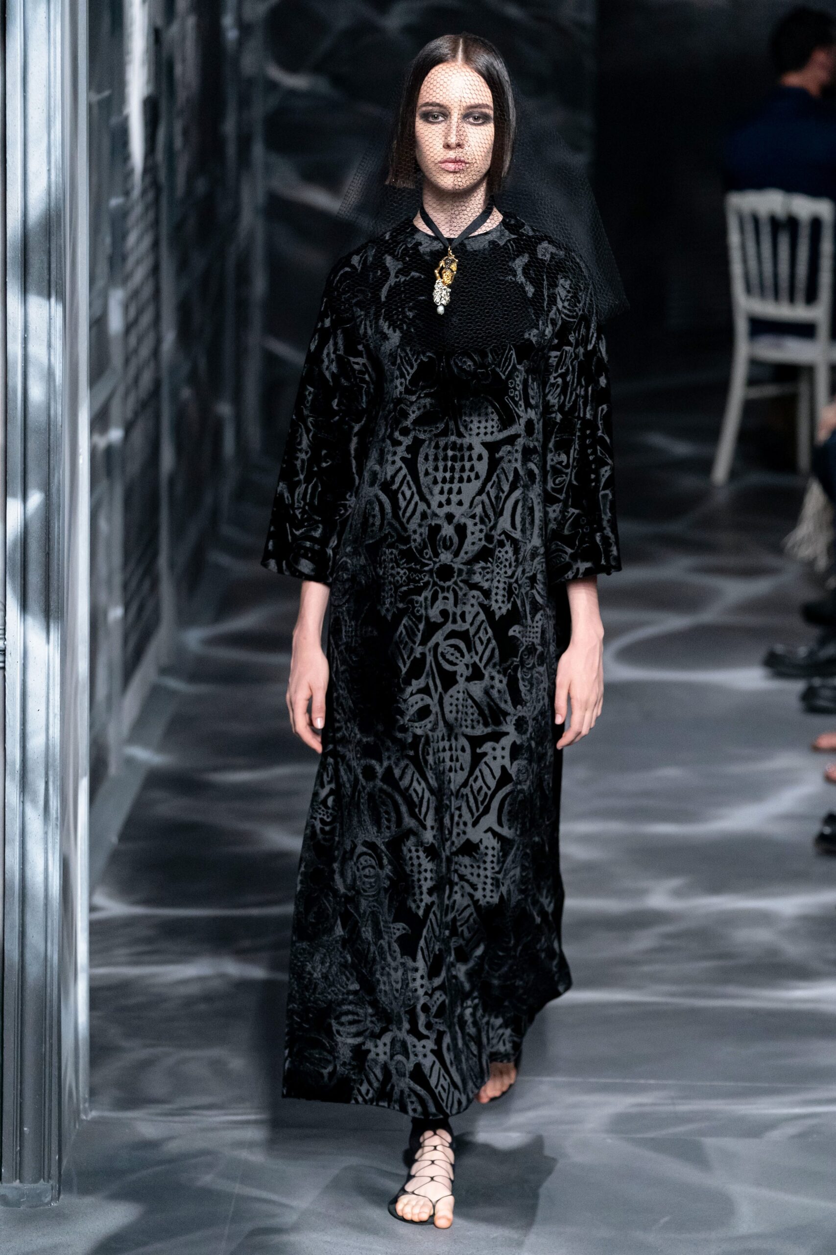 Christian Dior F/W 19 Couture Look 13