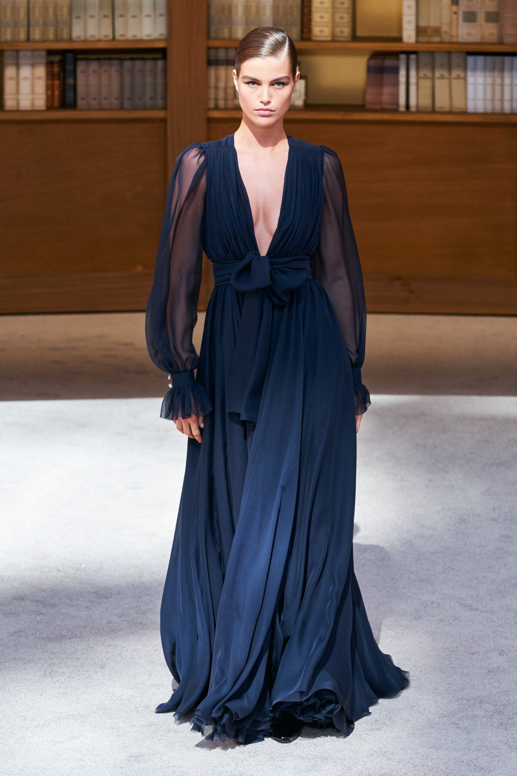 Chanel F/W 19 Couture Look 26