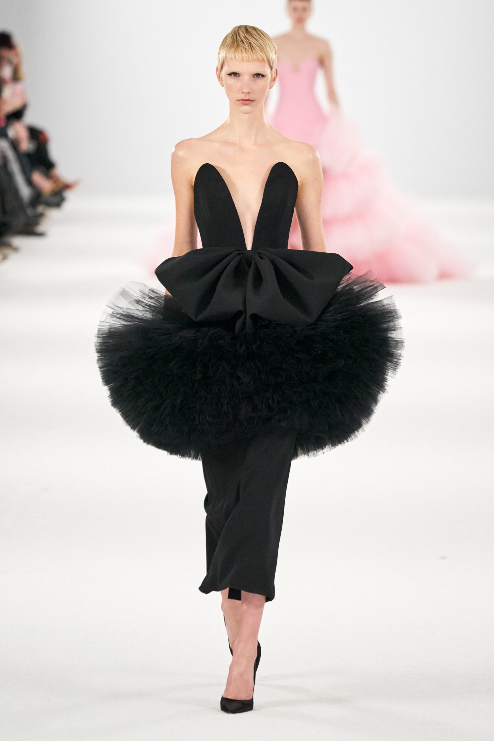 Carolina Herrera F/W 22 Look 768