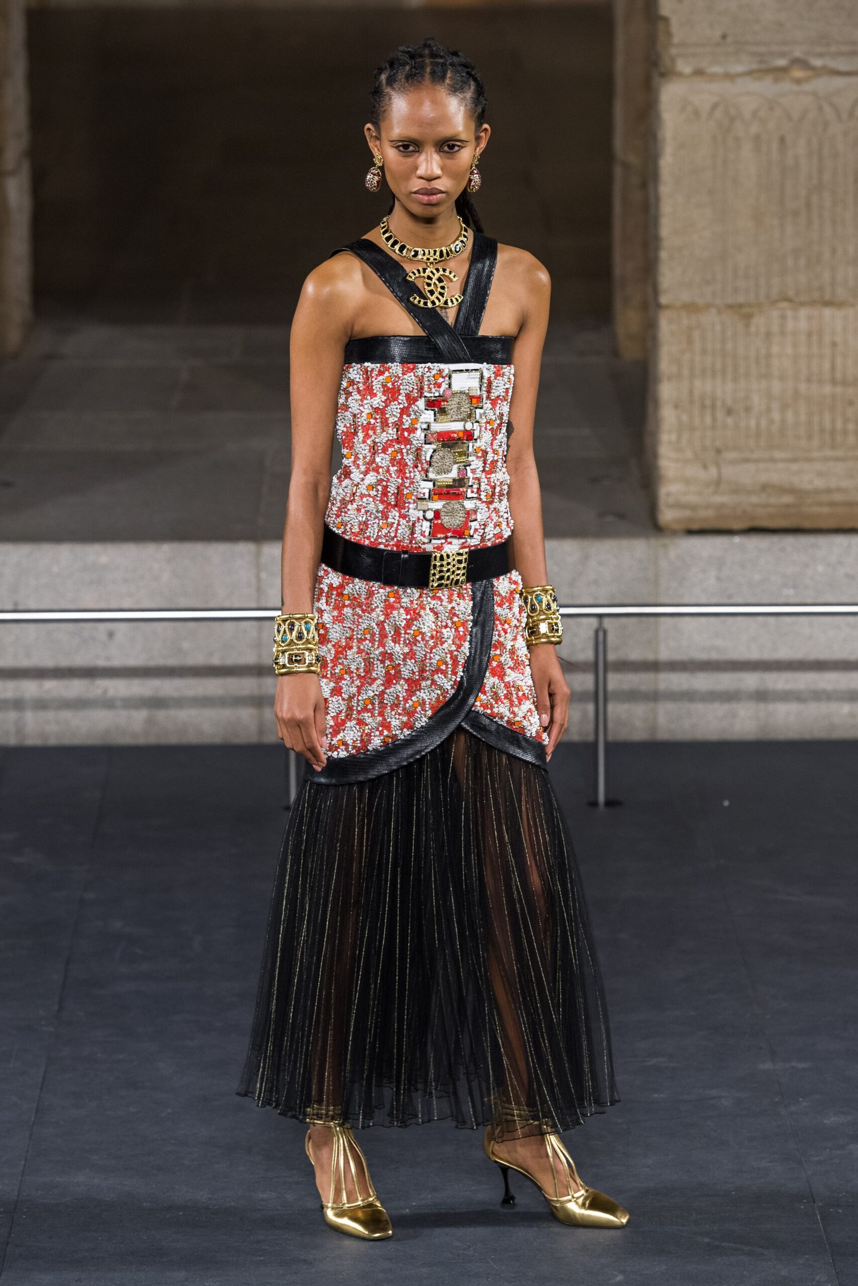 Chanel F/W 19 Look 29