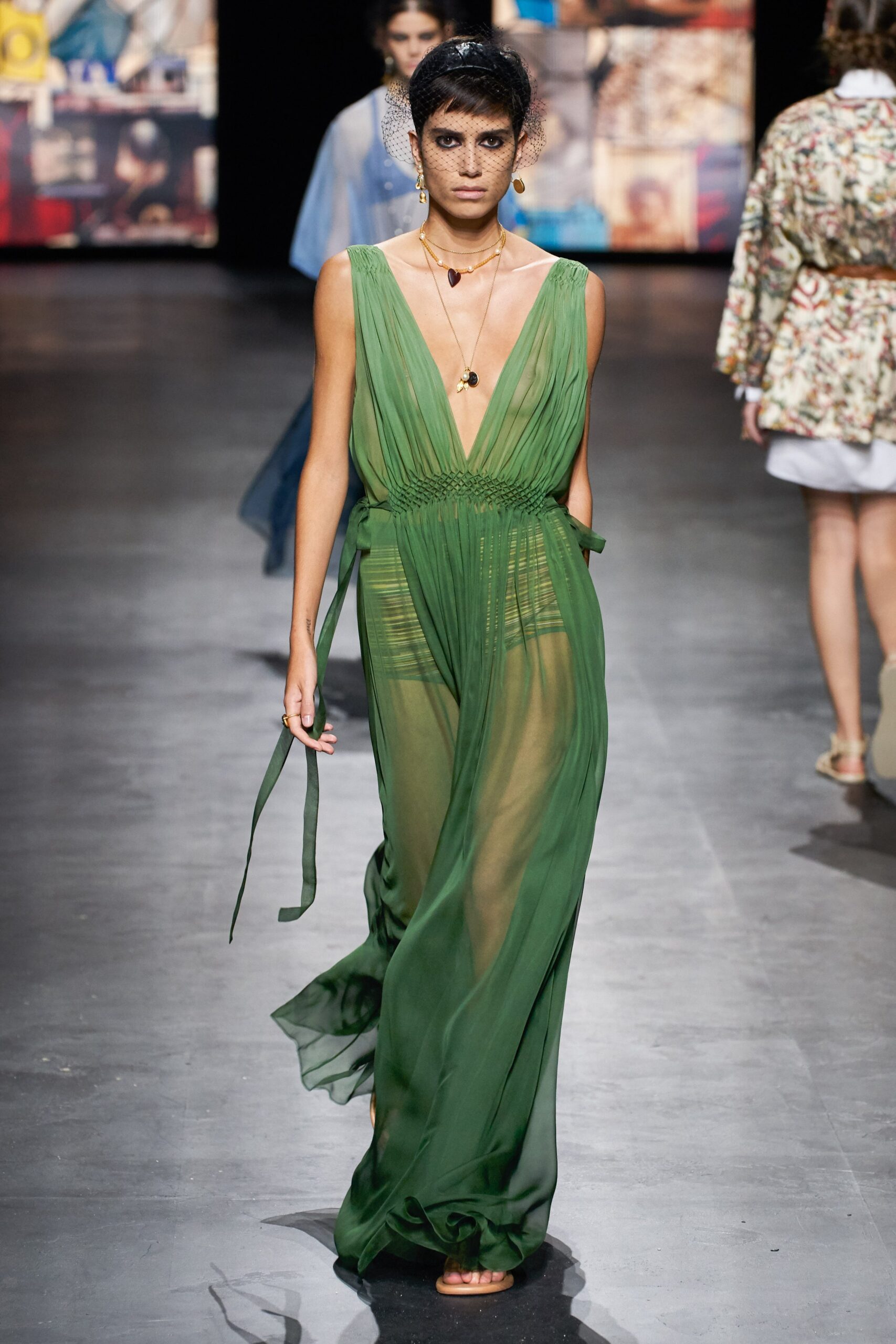 Christian Dior S/S 21 Look 22